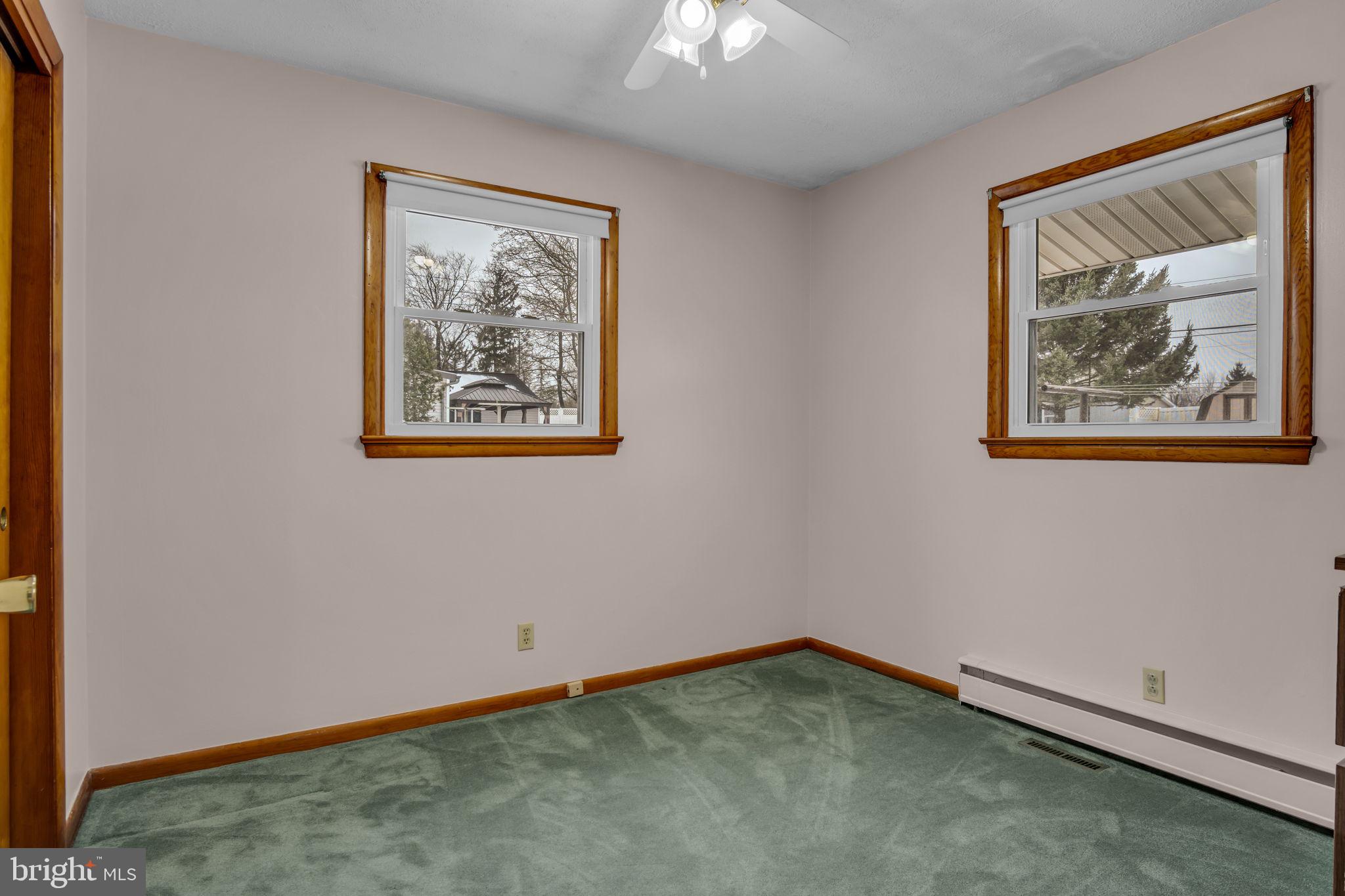 NOLL MANOR - Residential