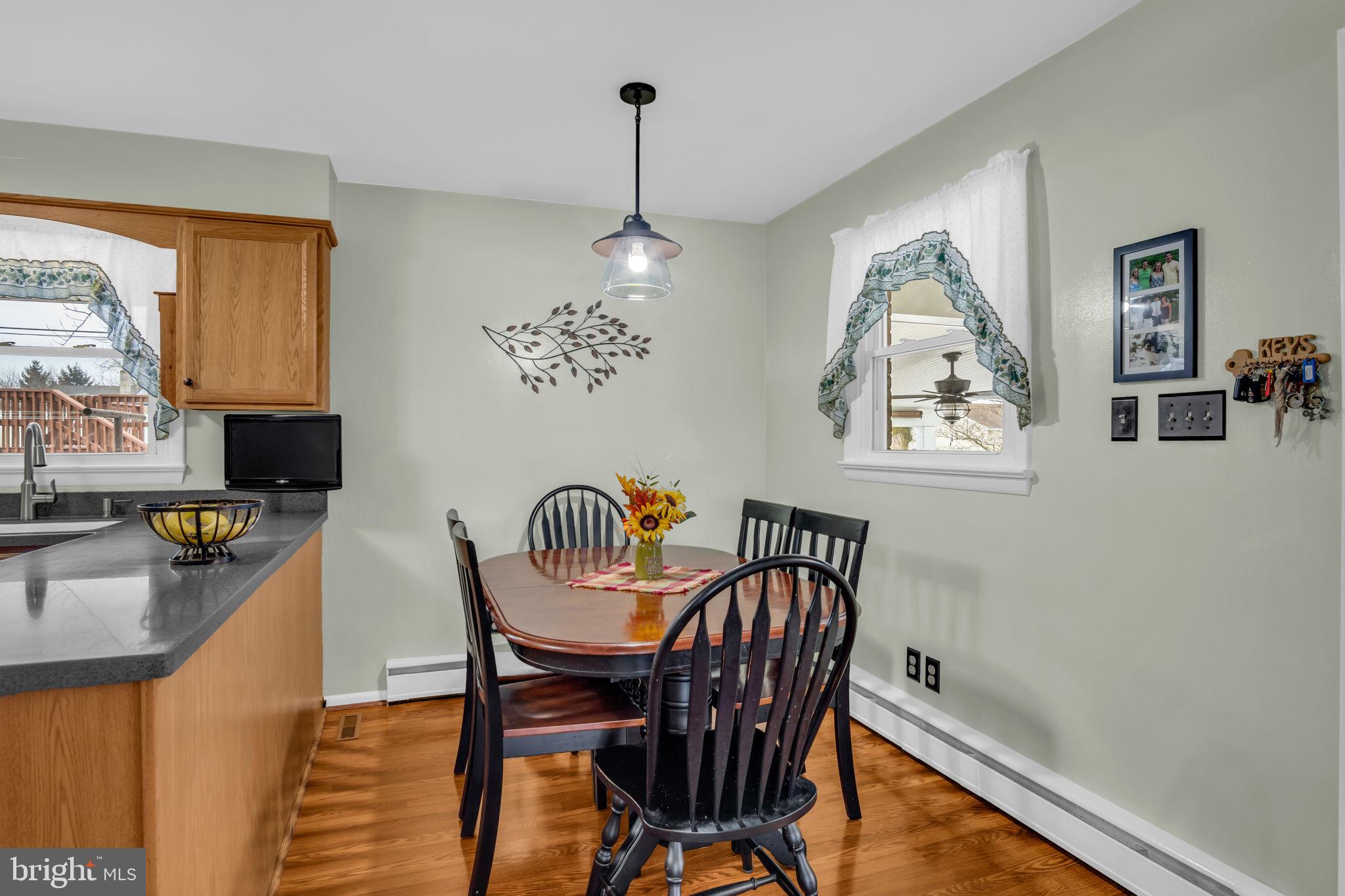 NOLL MANOR - Residential