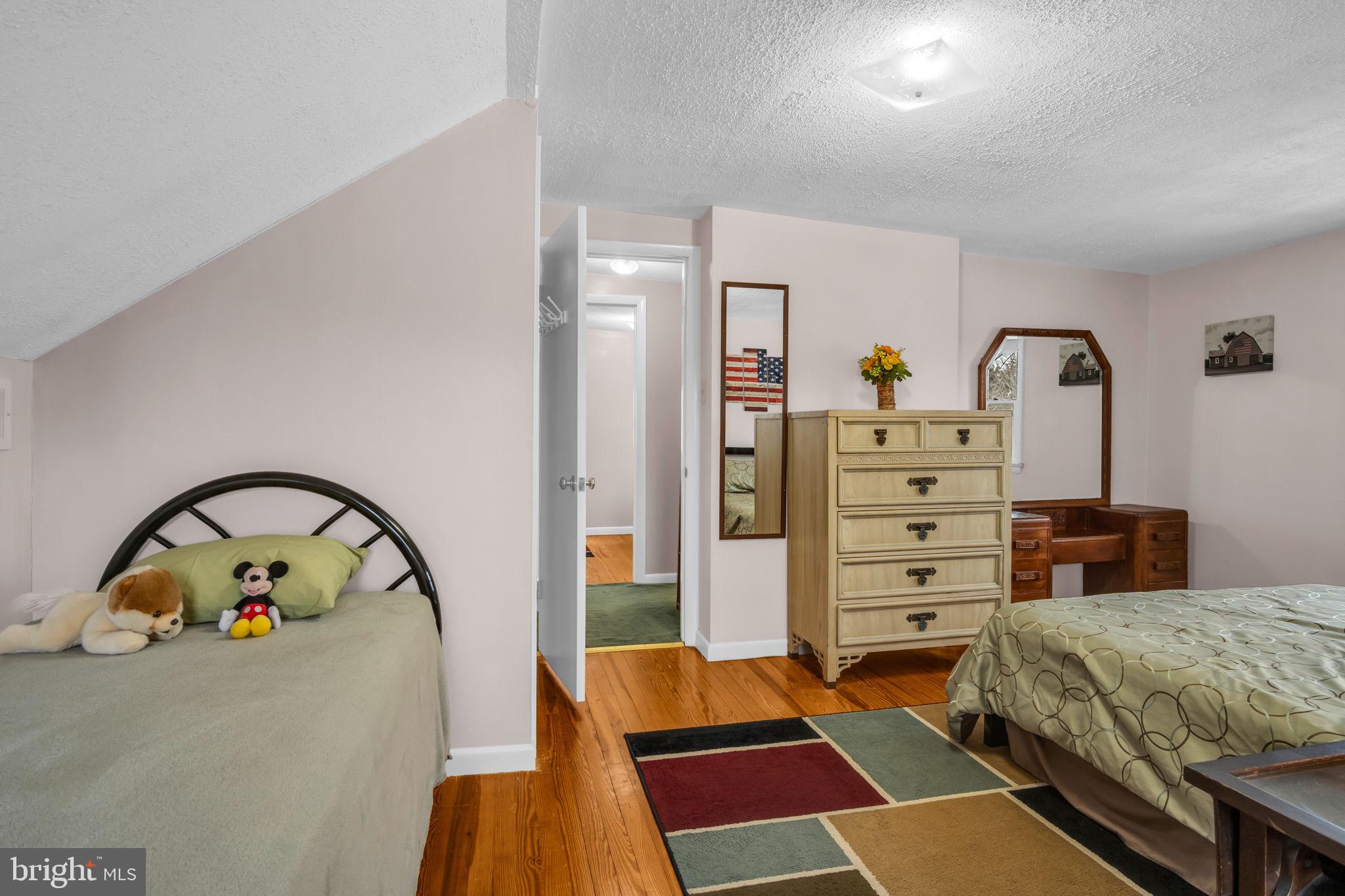 NOLL MANOR - Residential