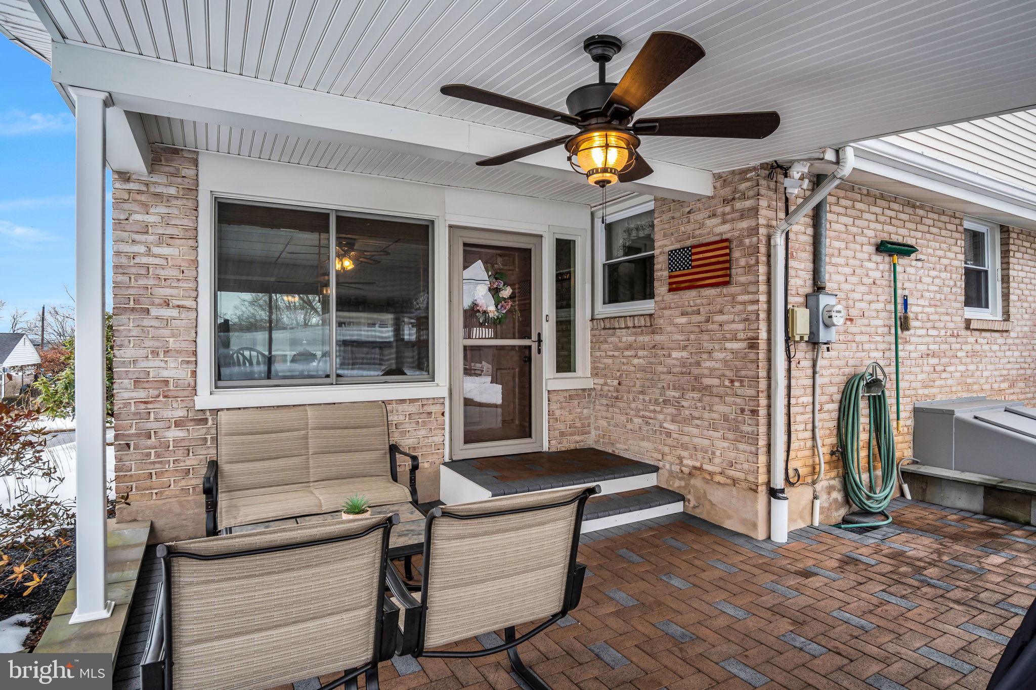 NOLL MANOR - Residential