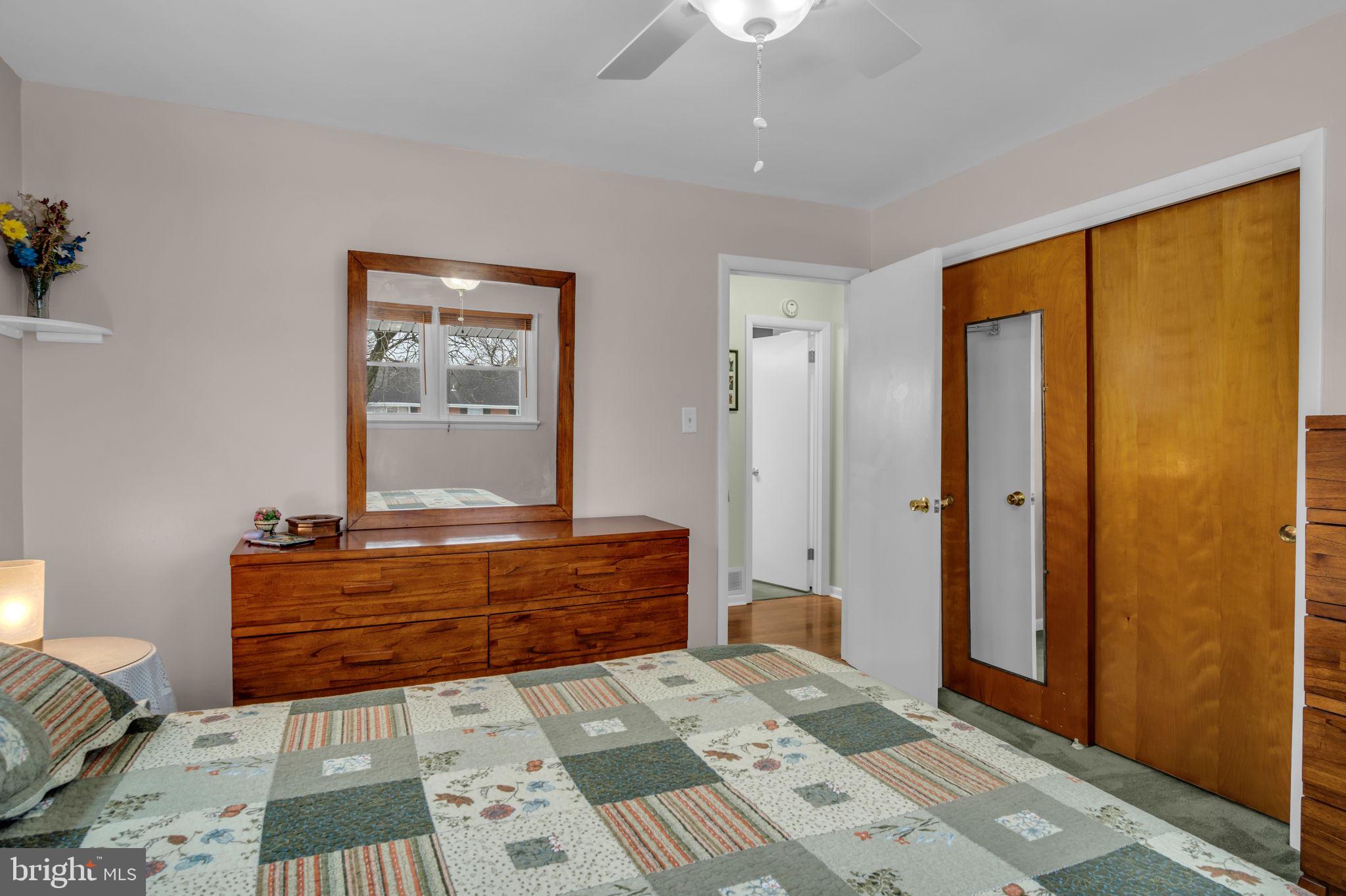 NOLL MANOR - Residential