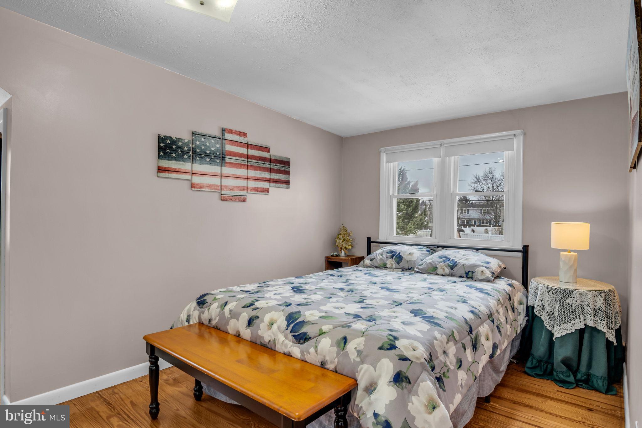 NOLL MANOR - Residential