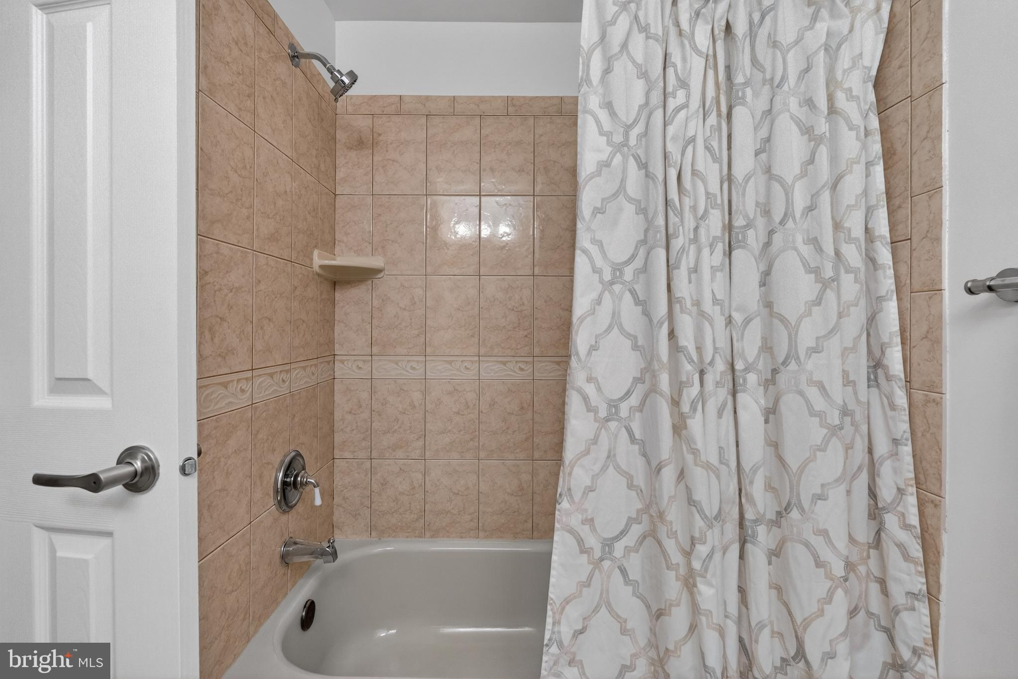 BURKE CENTRE - Residential