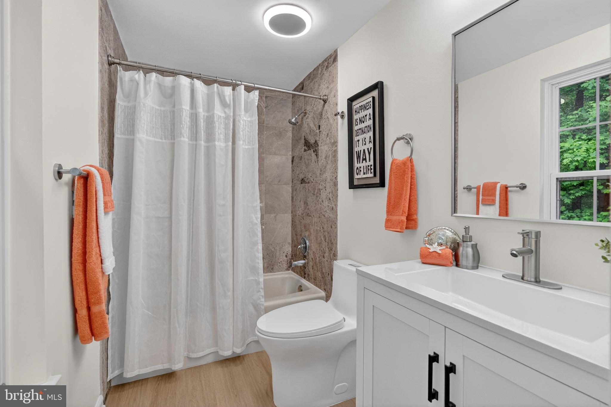 BURKE CENTRE - Residential