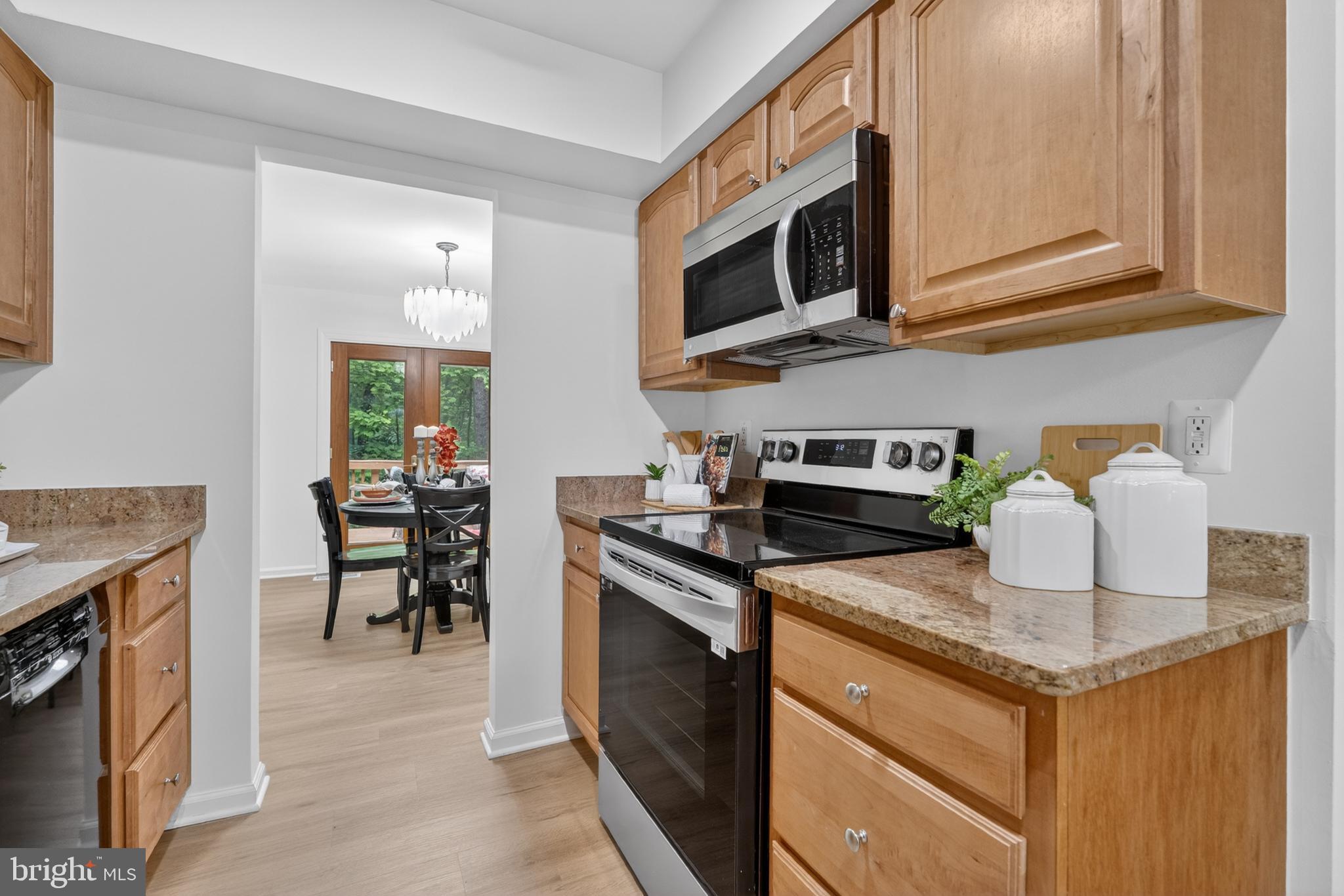 BURKE CENTRE - Residential