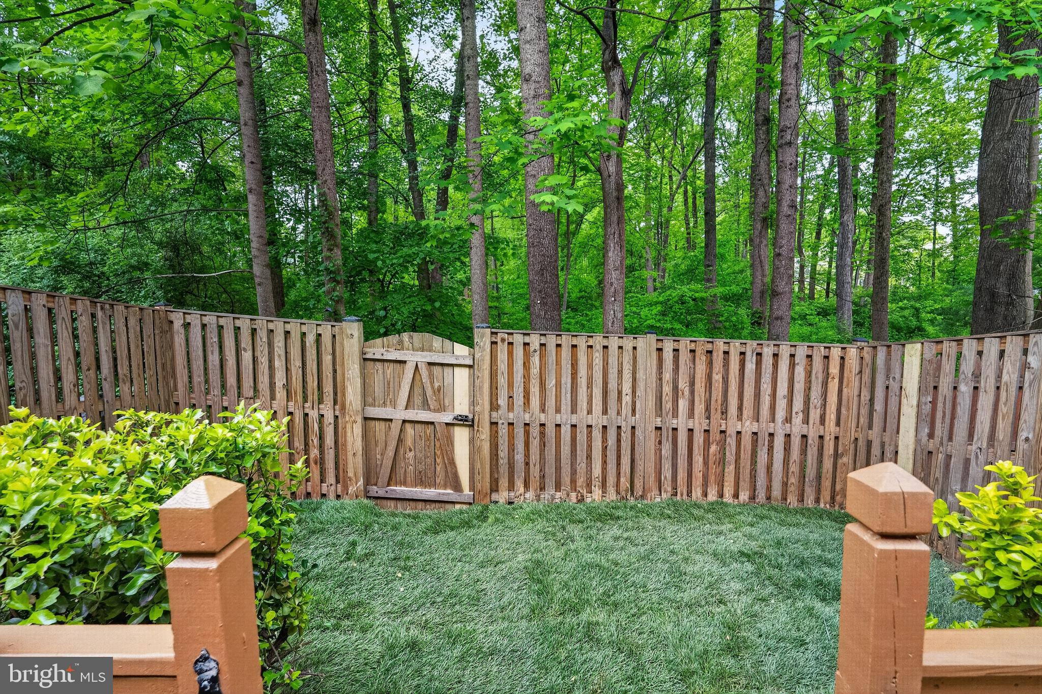 BURKE CENTRE - Residential