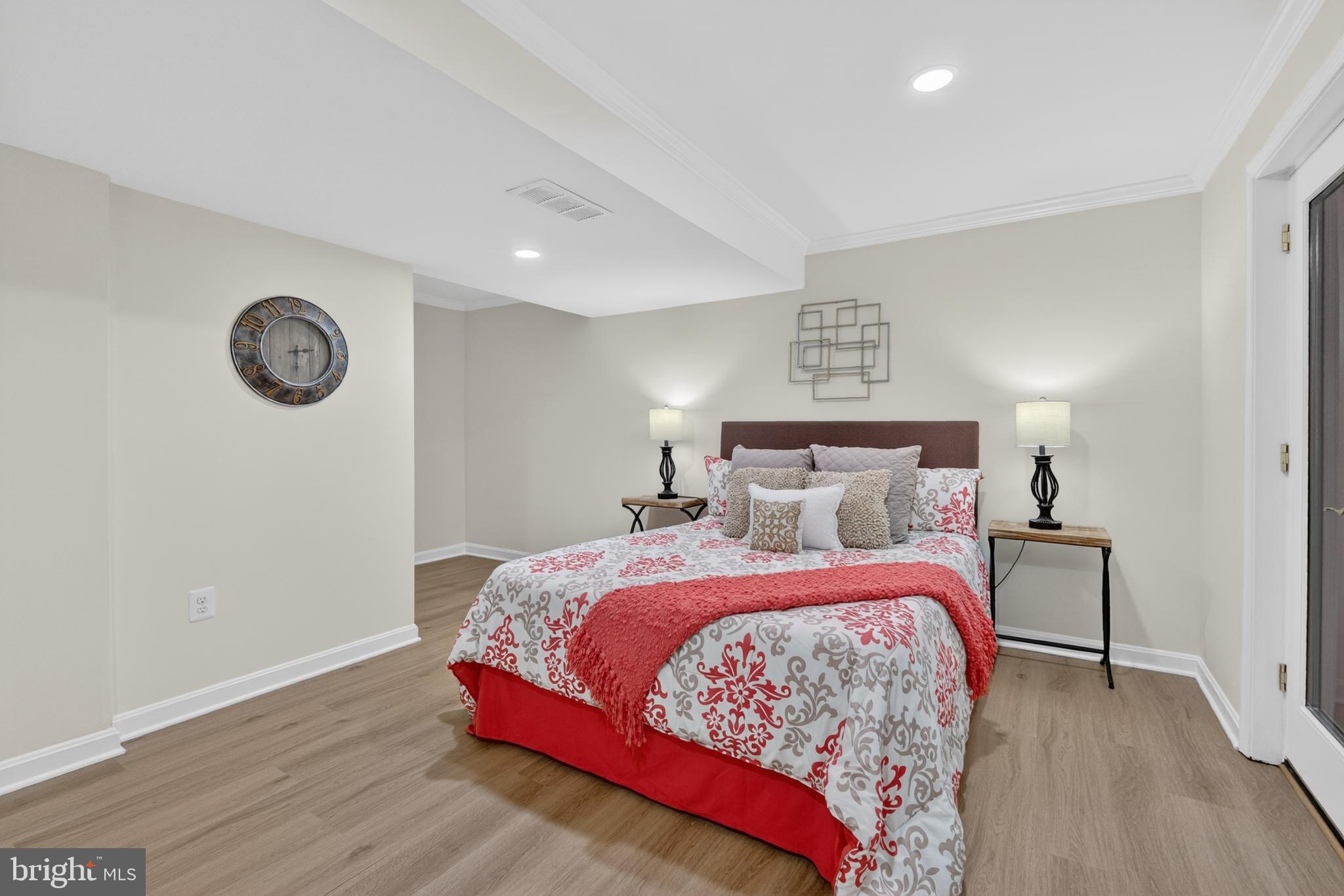 BURKE CENTRE - Residential