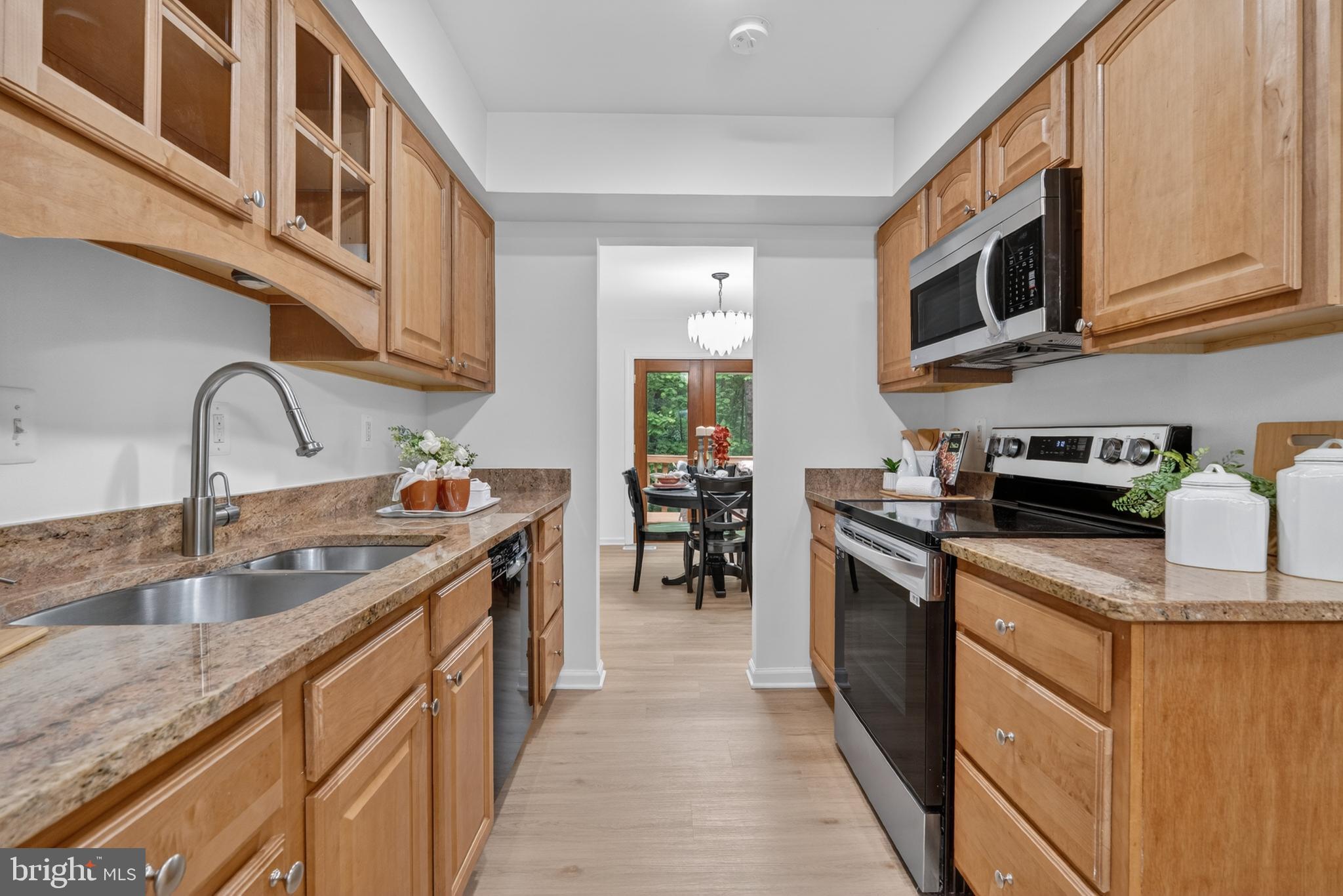 BURKE CENTRE - Residential