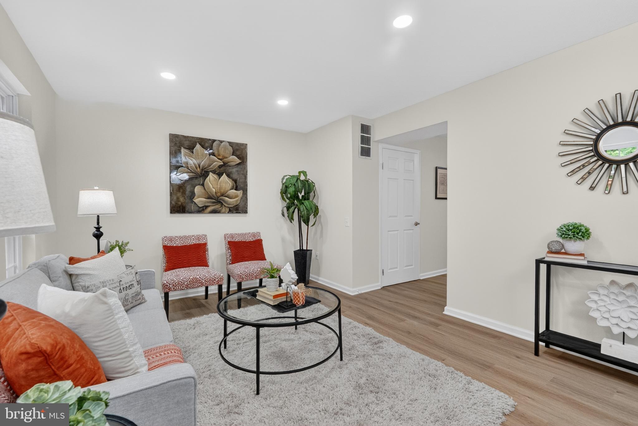 BURKE CENTRE - Residential