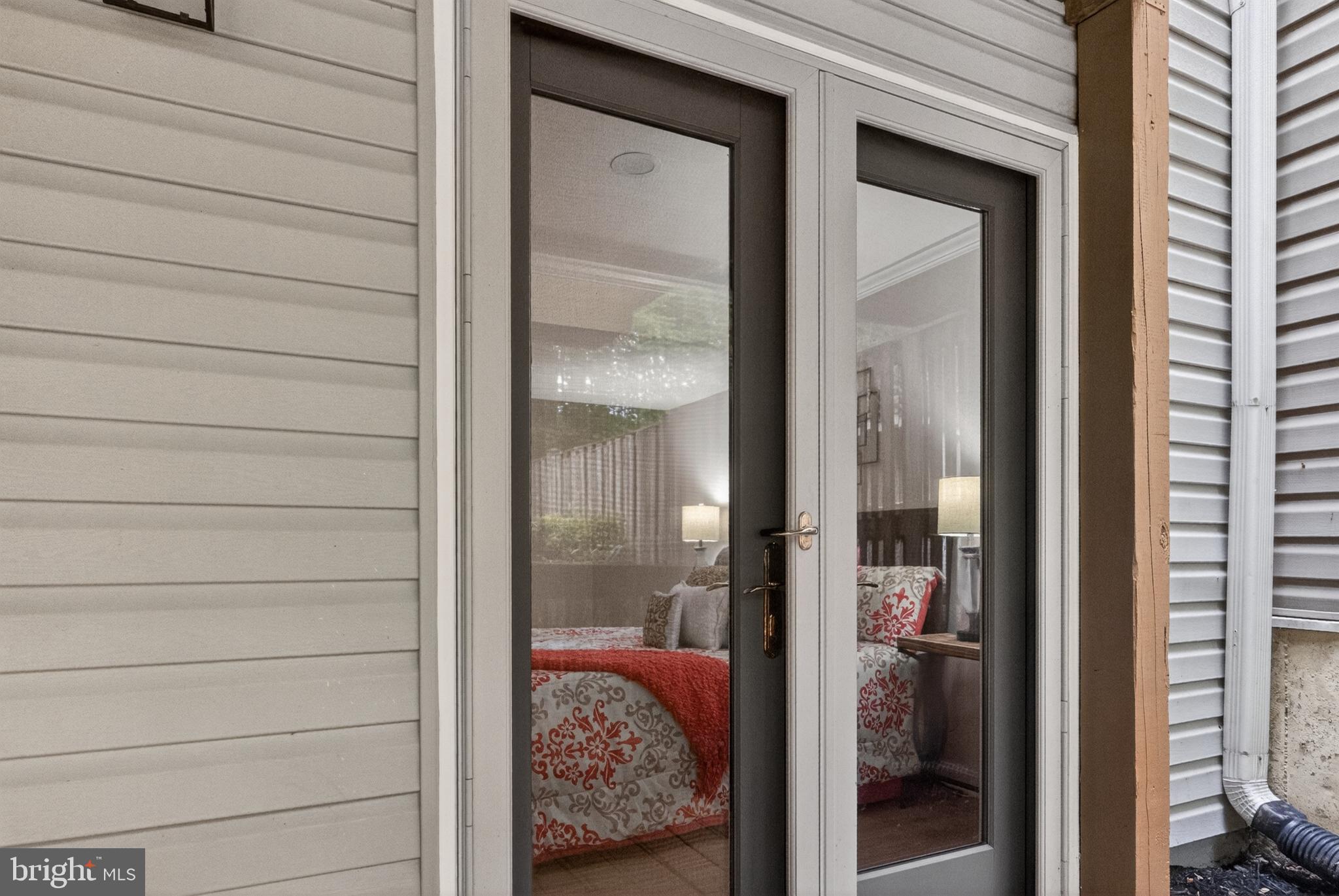 BURKE CENTRE - Residential