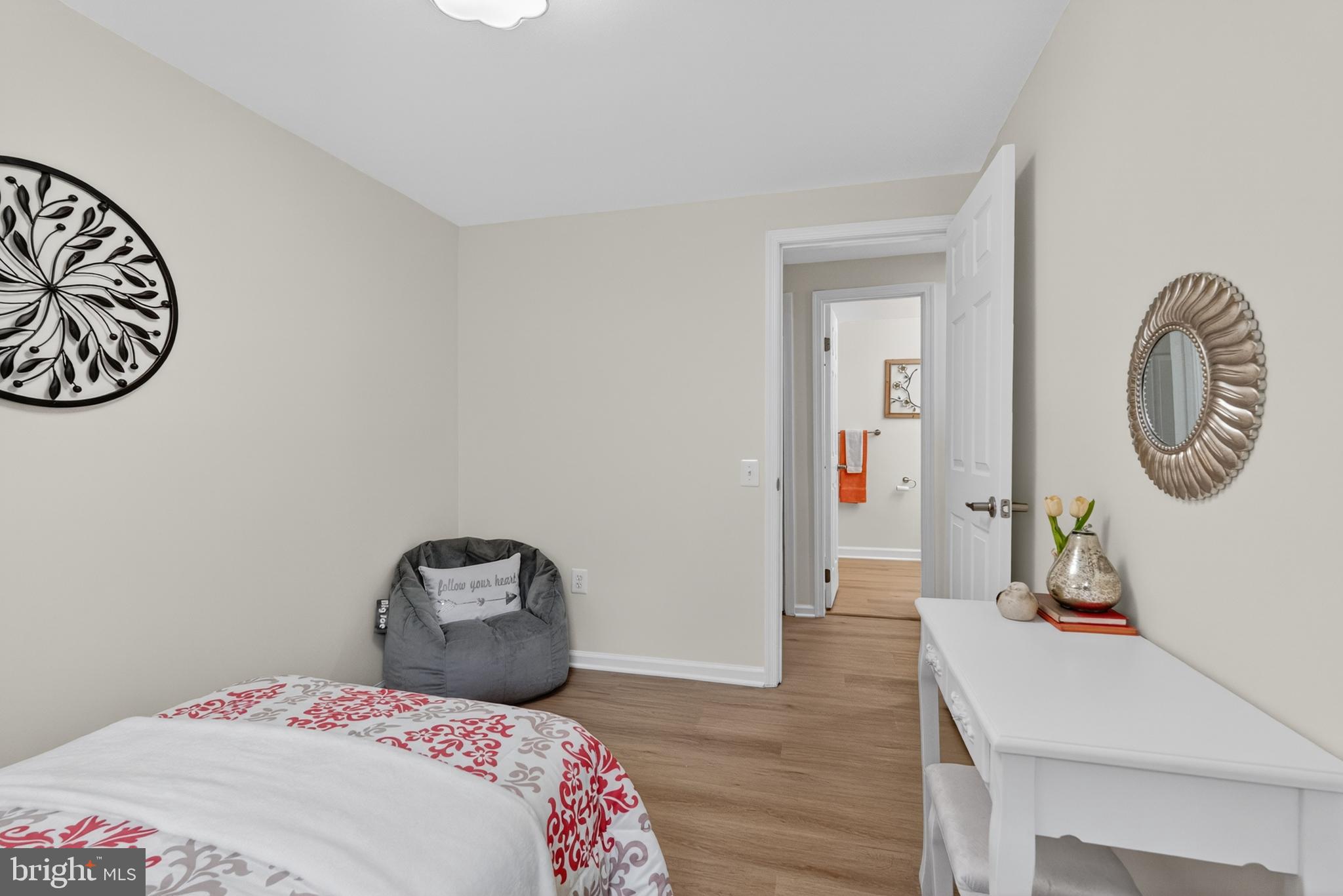 BURKE CENTRE - Residential