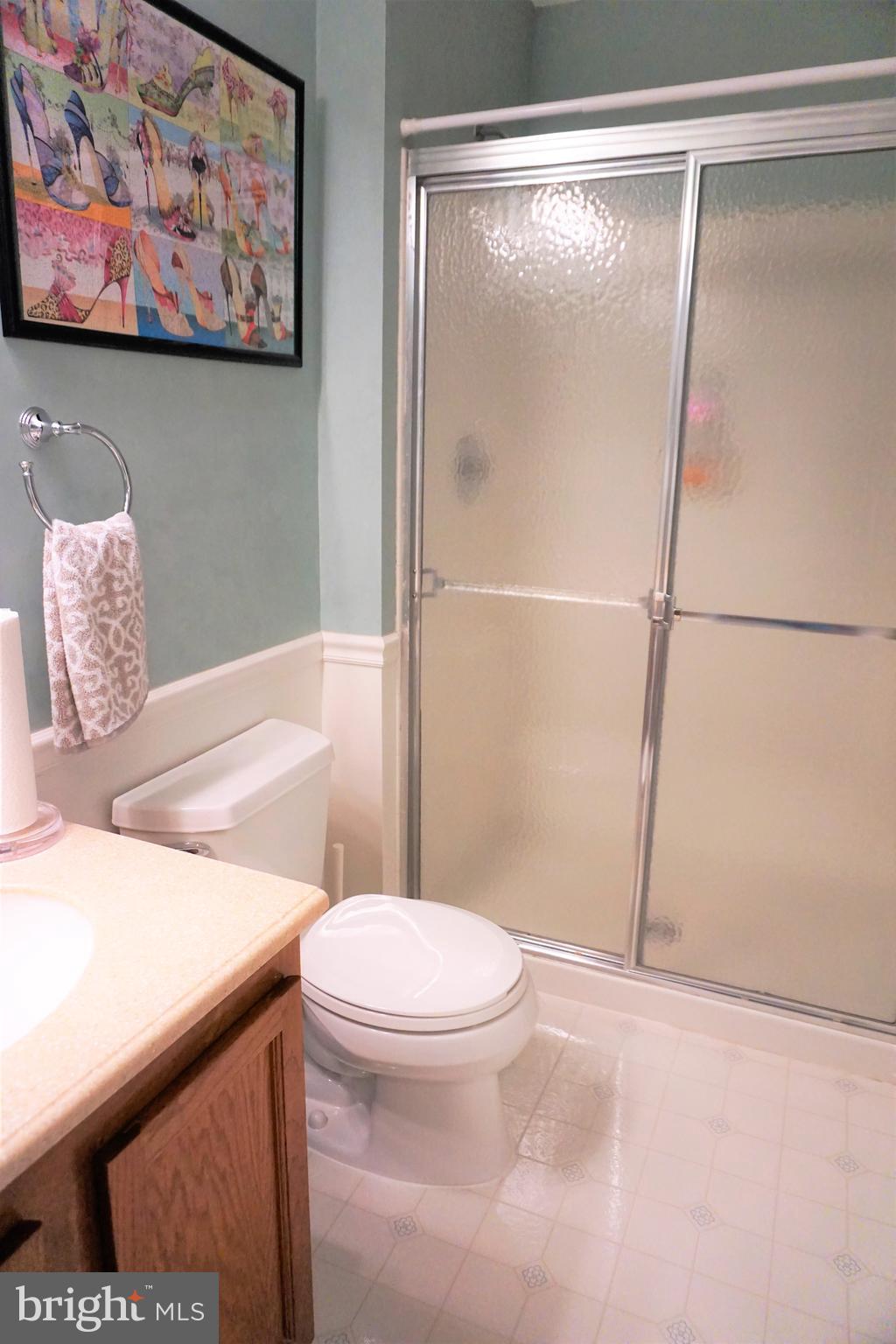 SECOND ANTIETAM - Residential Lease