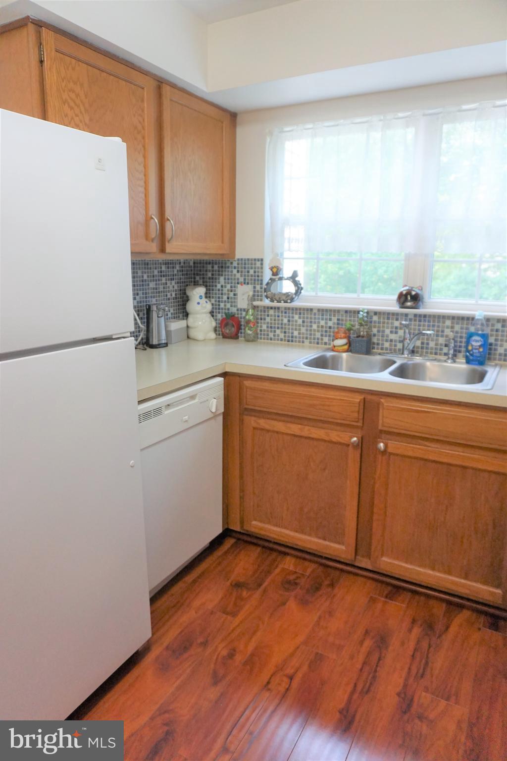 SECOND ANTIETAM - Residential Lease