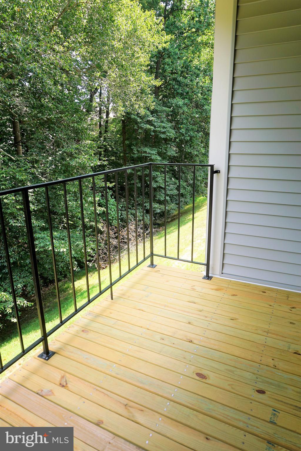 SECOND ANTIETAM - Residential Lease