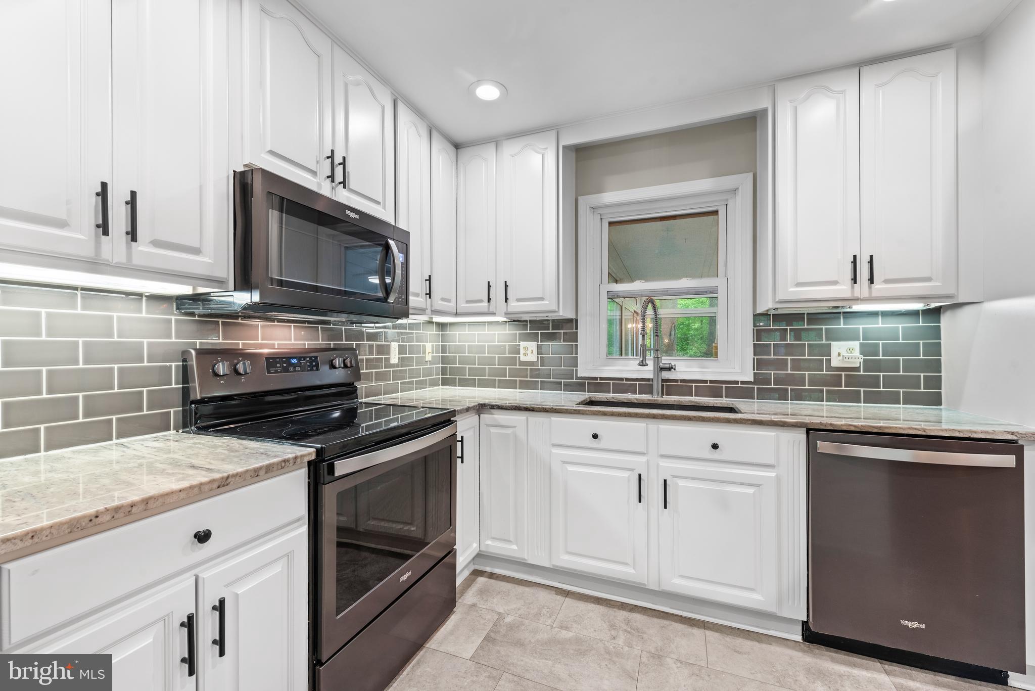 WOODS OF SHENANDOAH - Residential