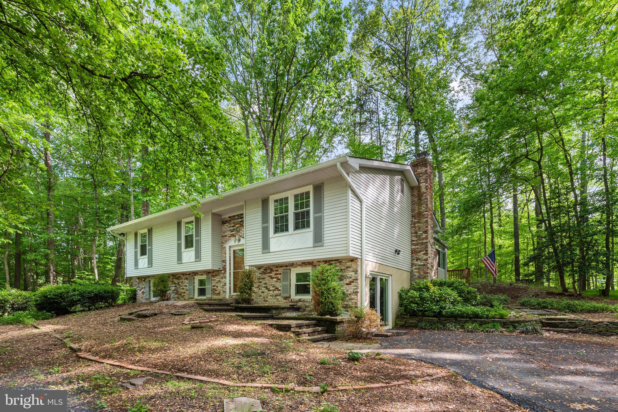 WOODS OF SHENANDOAH - Residential