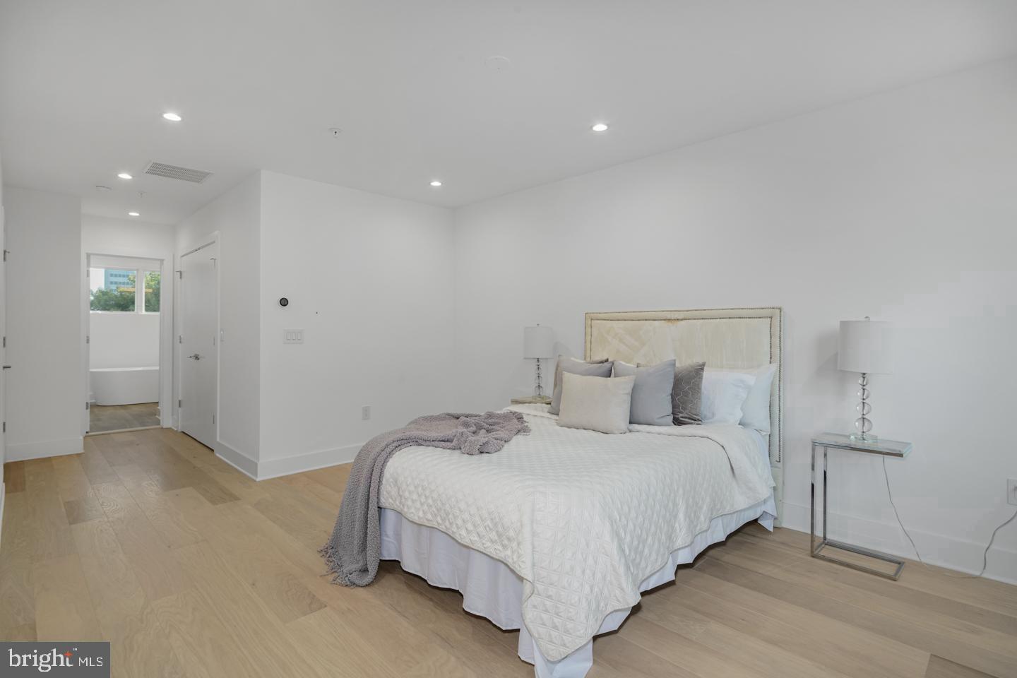 OLD CITY - Residential