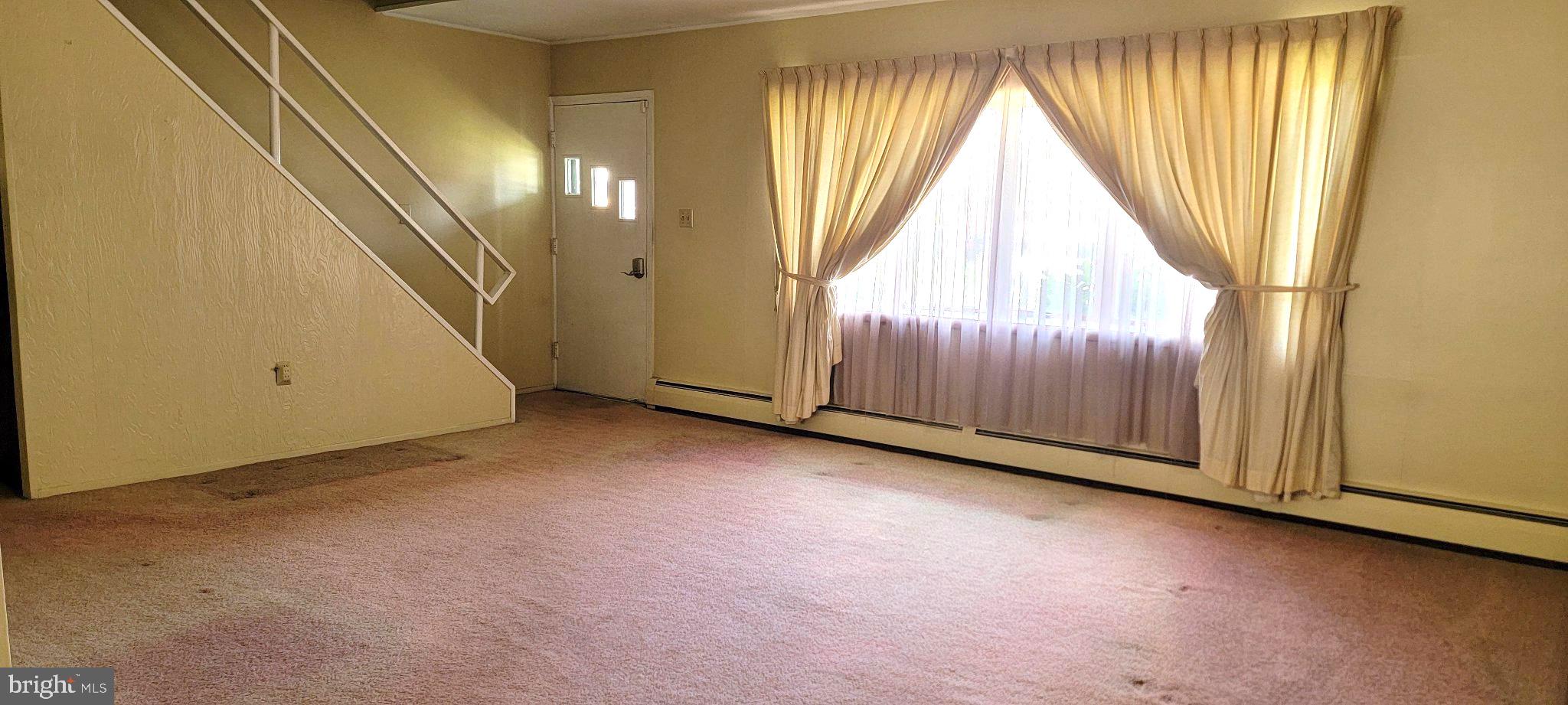 7 JUNEWOOD DRIVE