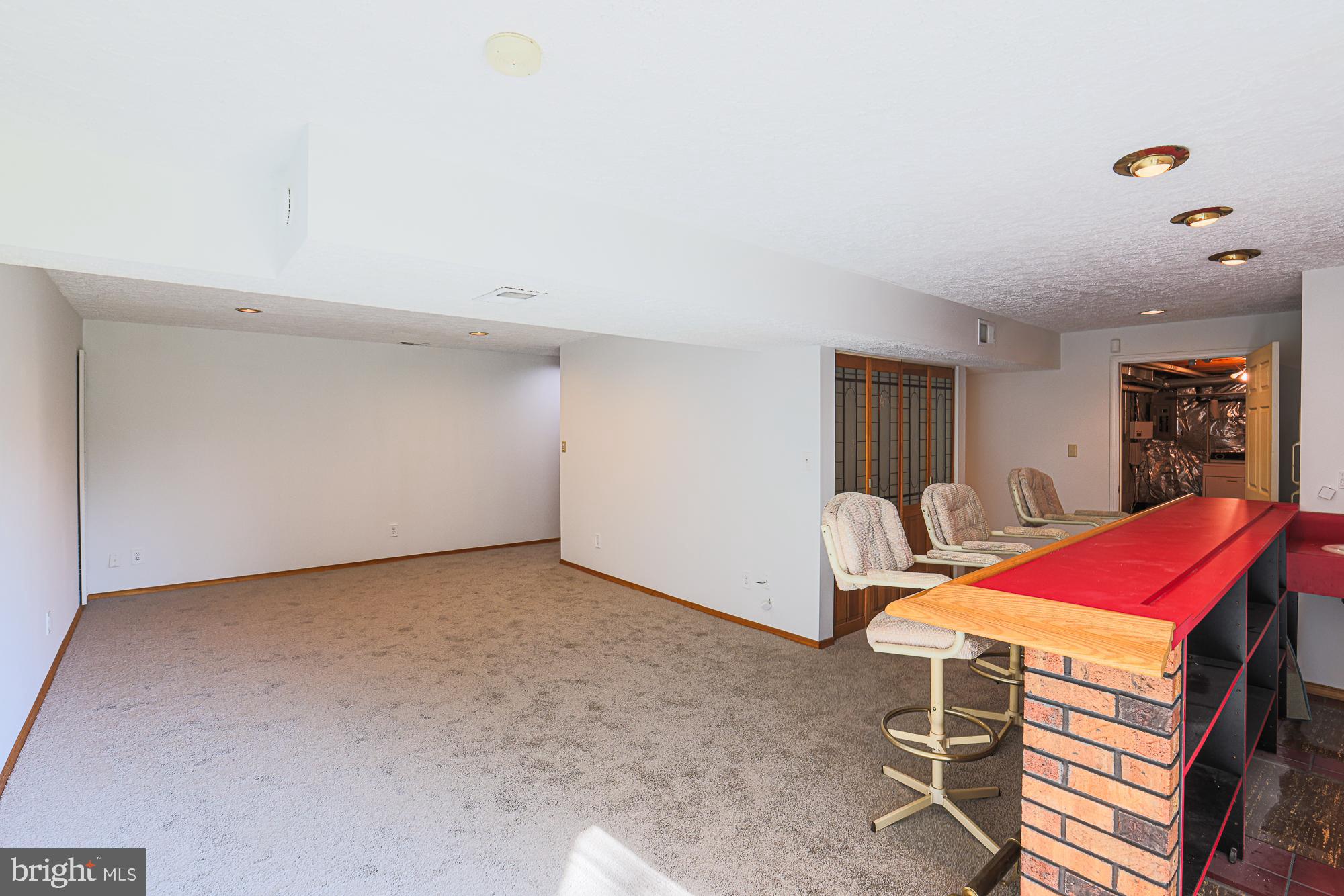 FERGUSON MEADOWS - Residential