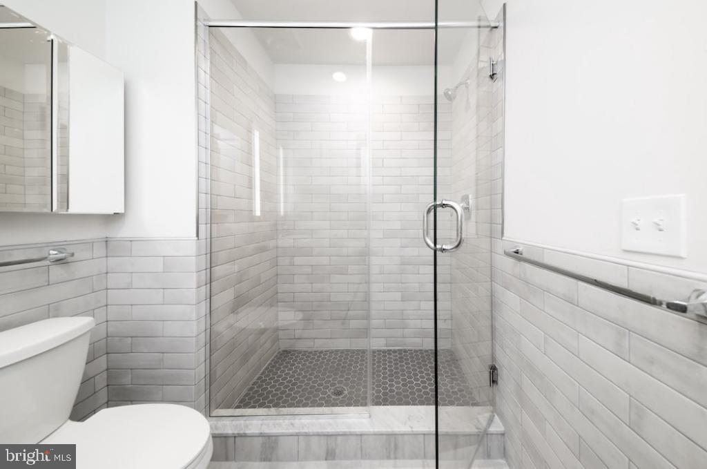 RITTENHOUSE SQUARE - Residential Lease