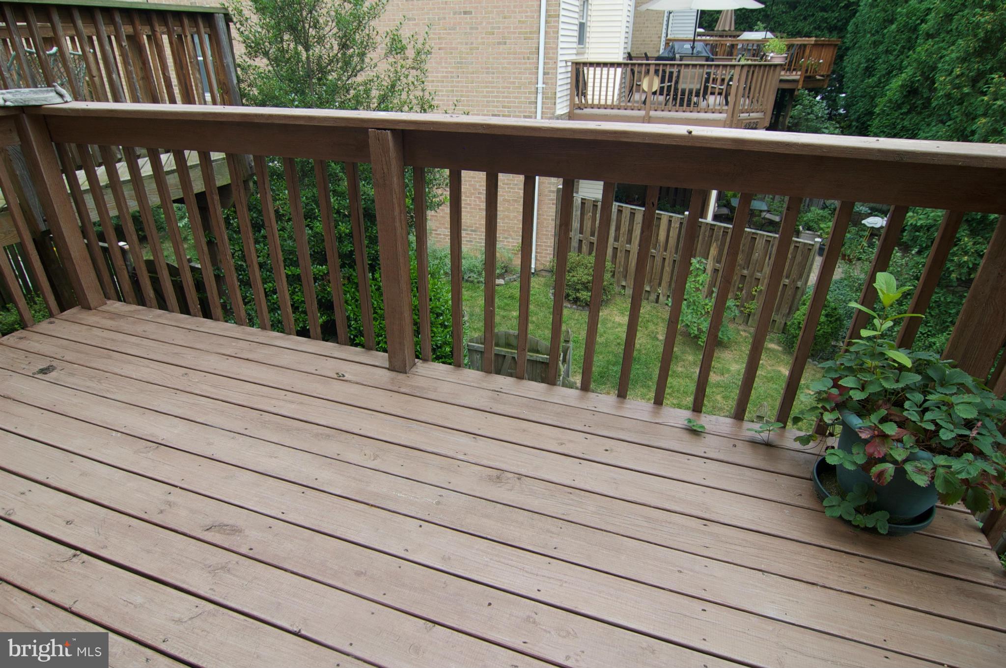 STONEYBROOK - Residential Lease