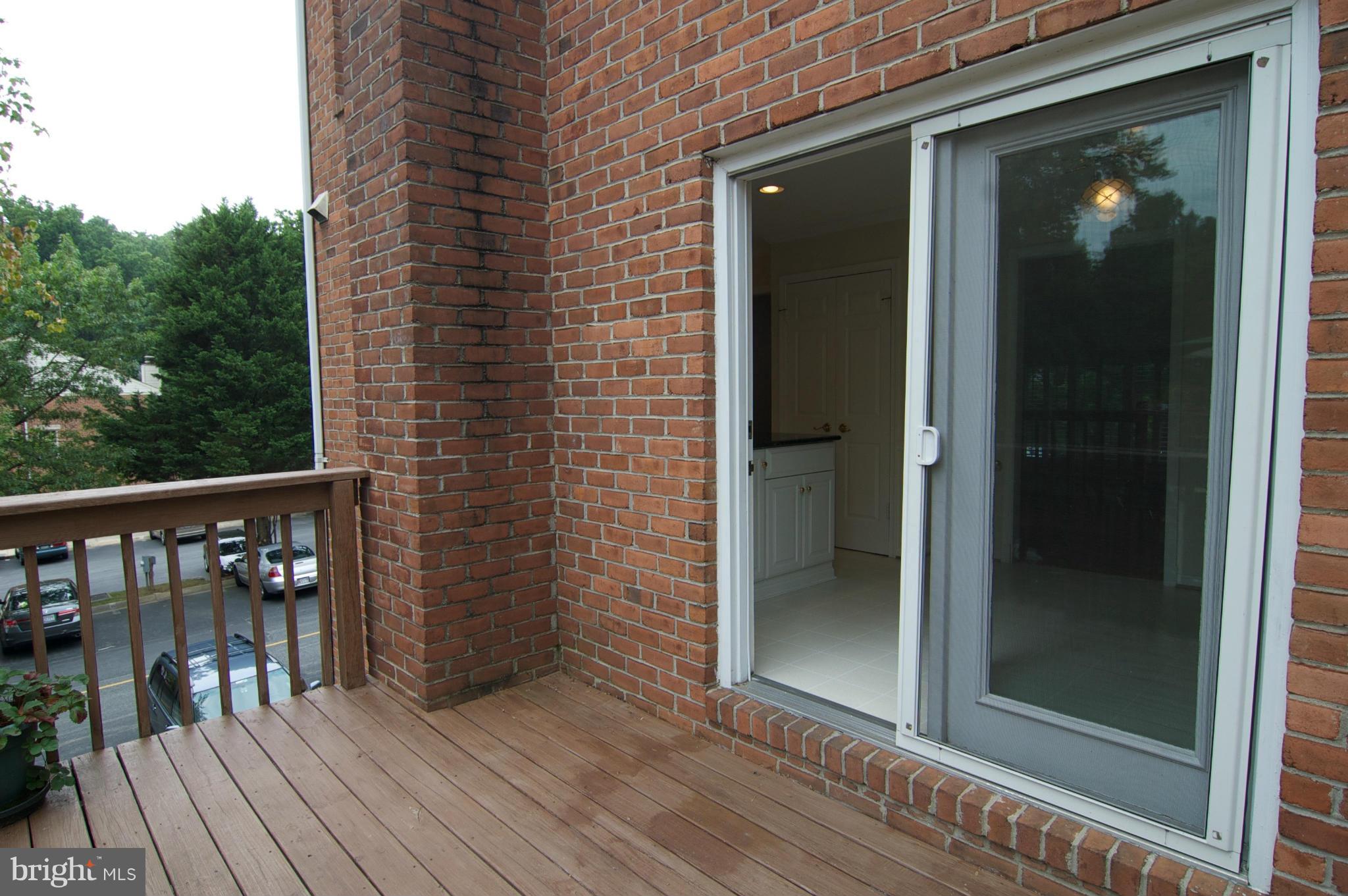 STONEYBROOK - Residential Lease