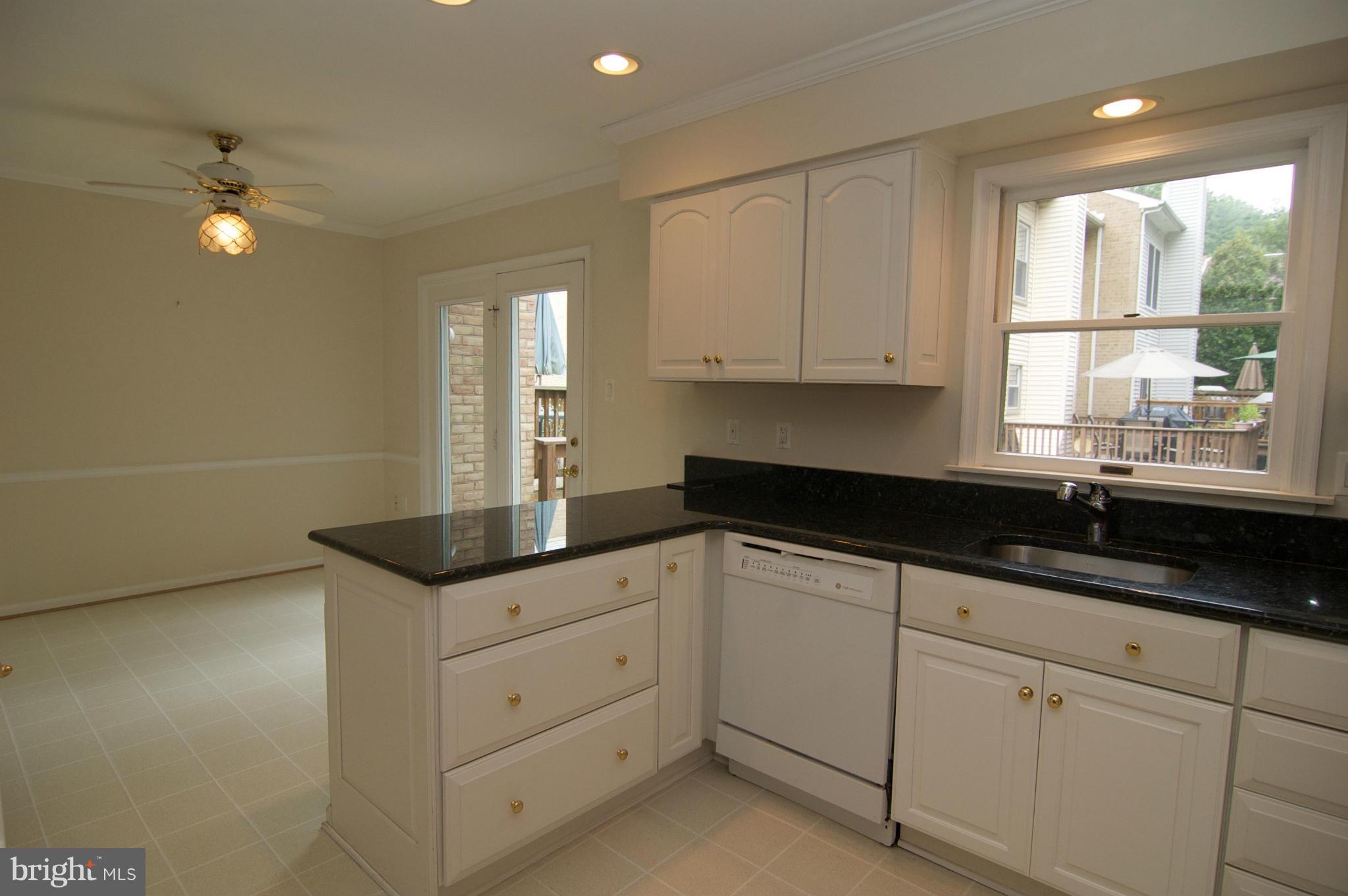 STONEYBROOK - Residential Lease