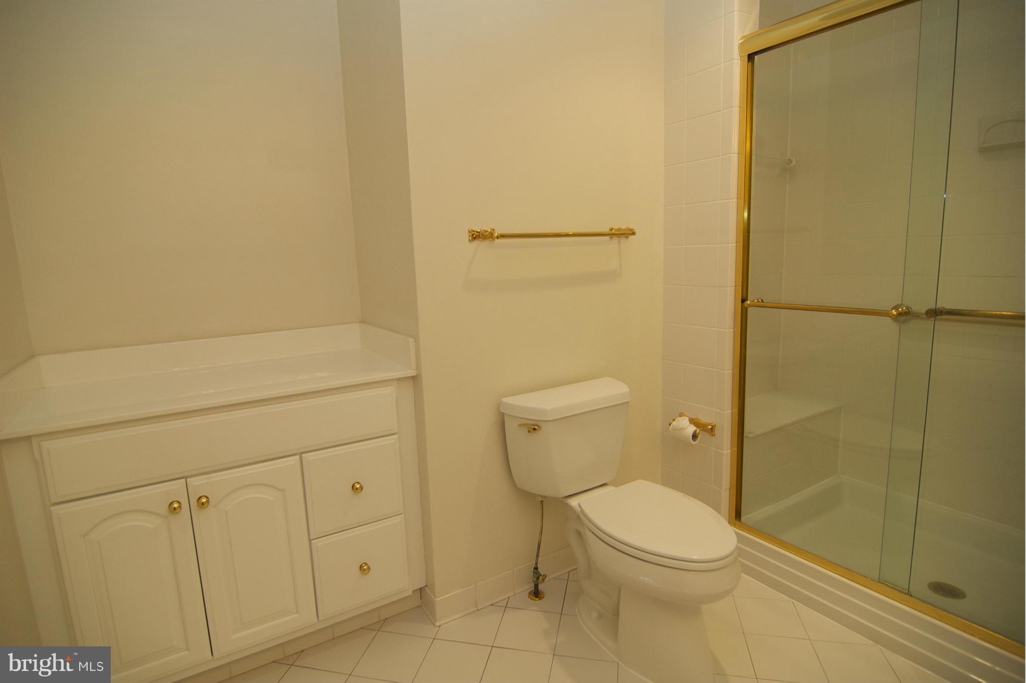 STONEYBROOK - Residential Lease