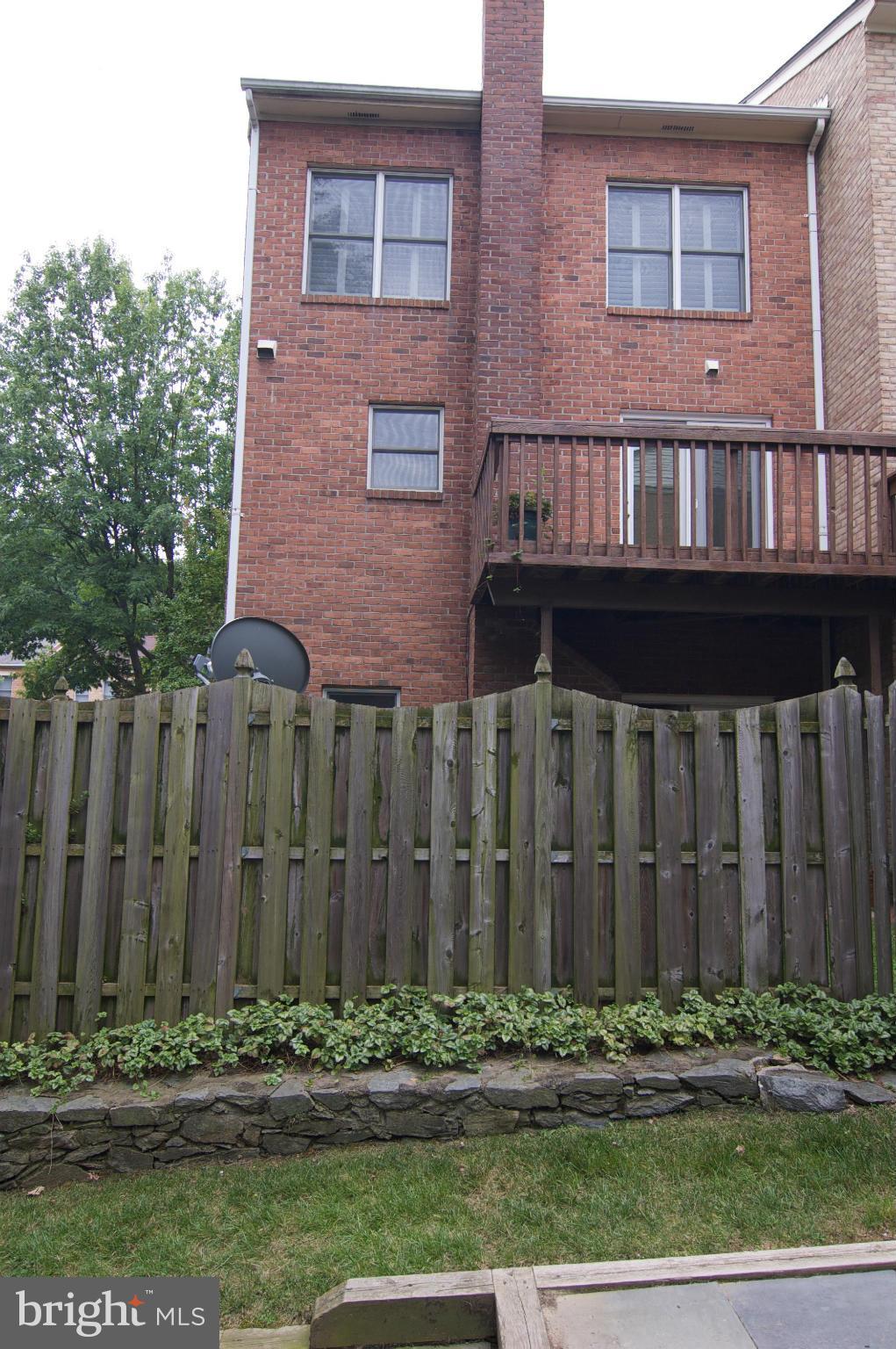 STONEYBROOK - Residential Lease