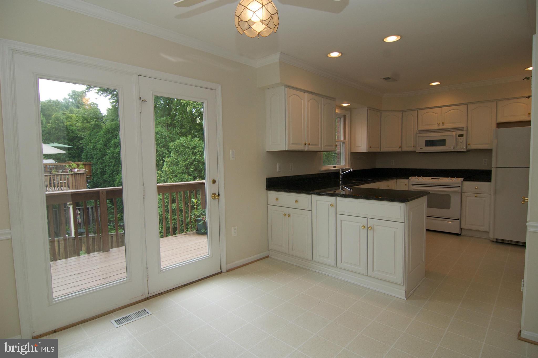 STONEYBROOK - Residential Lease