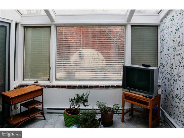 SOCIETY HILL - Residential