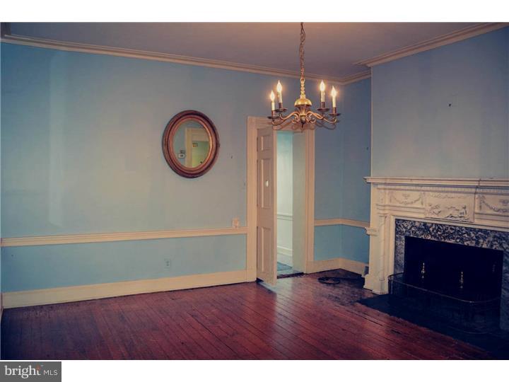 SOCIETY HILL - Residential