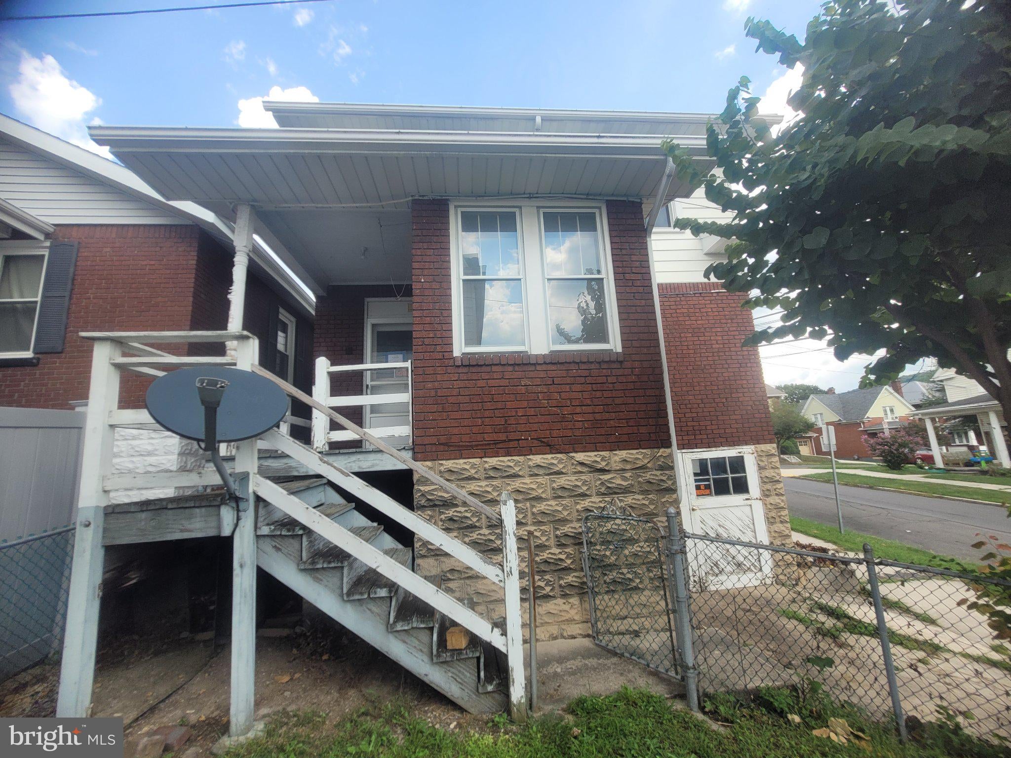 800 SHRIVER AVENUE