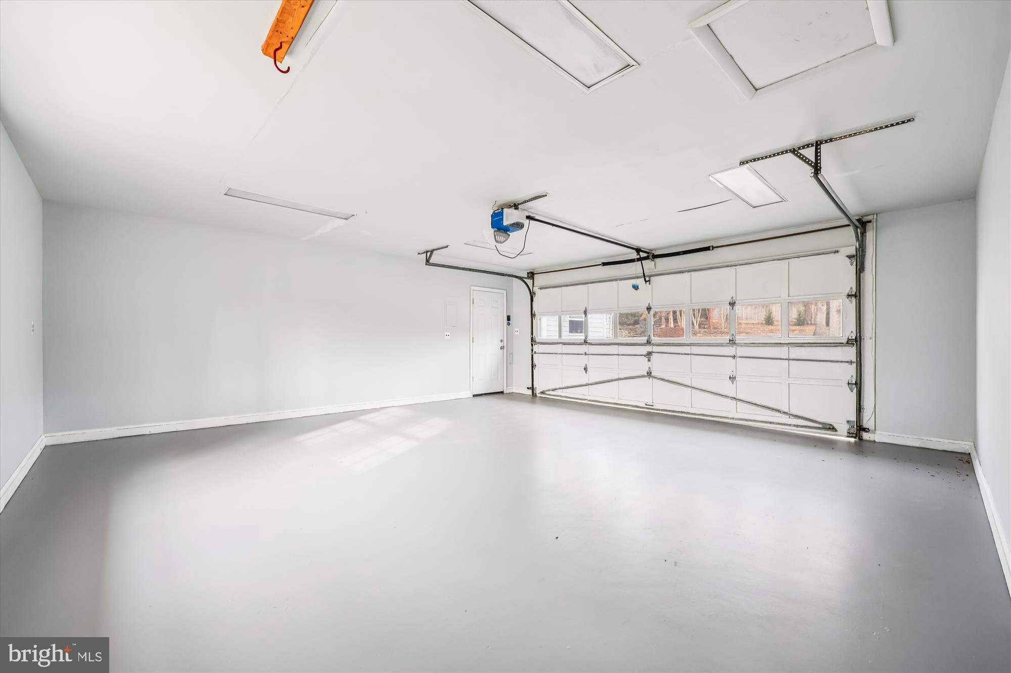 DARNESTOWN OUTSIDE - Residential