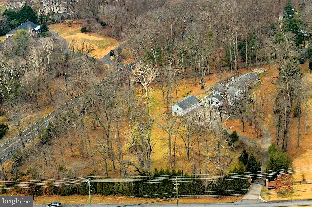 DARNESTOWN OUTSIDE - Residential