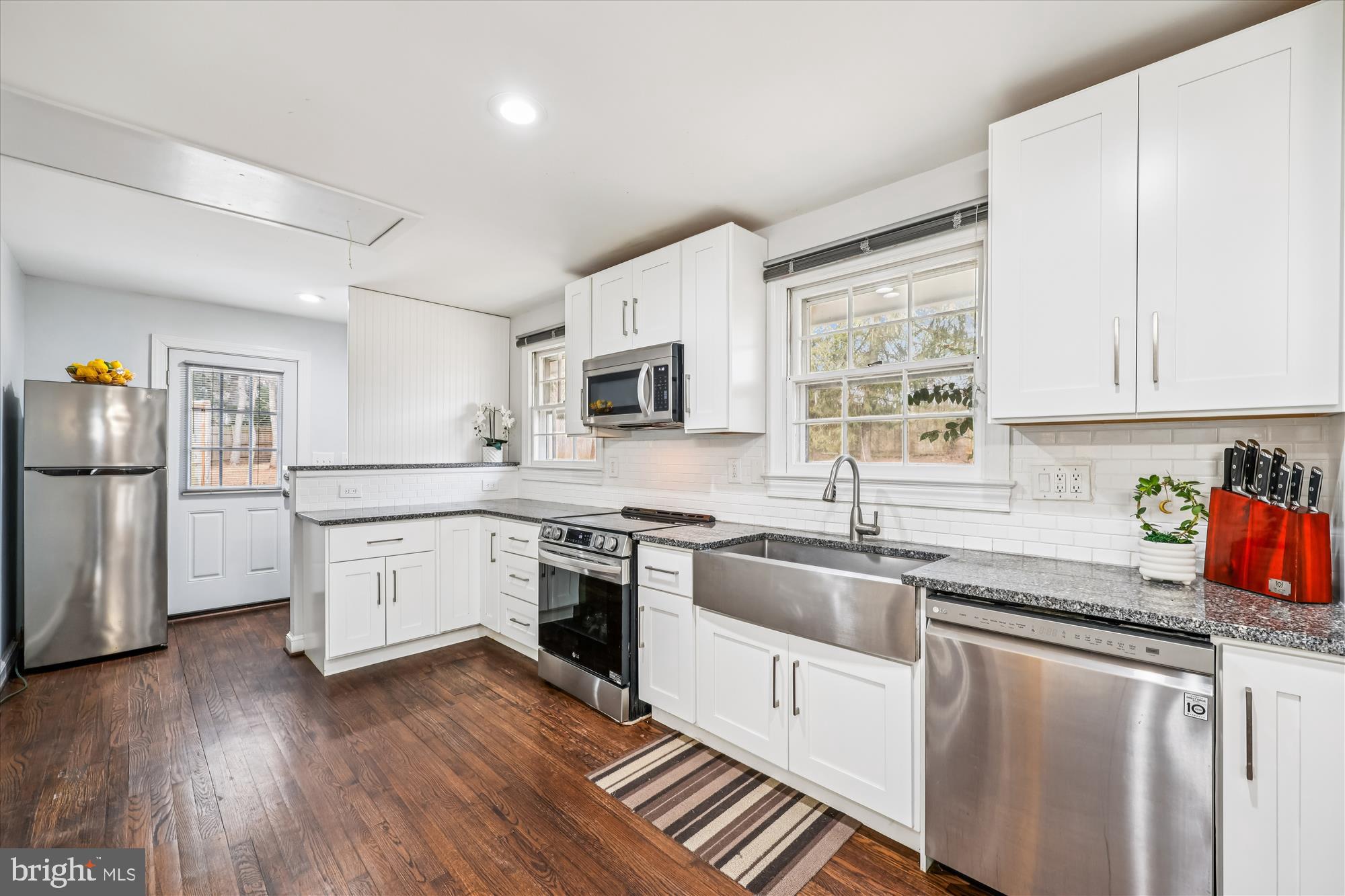 DARNESTOWN OUTSIDE - Residential