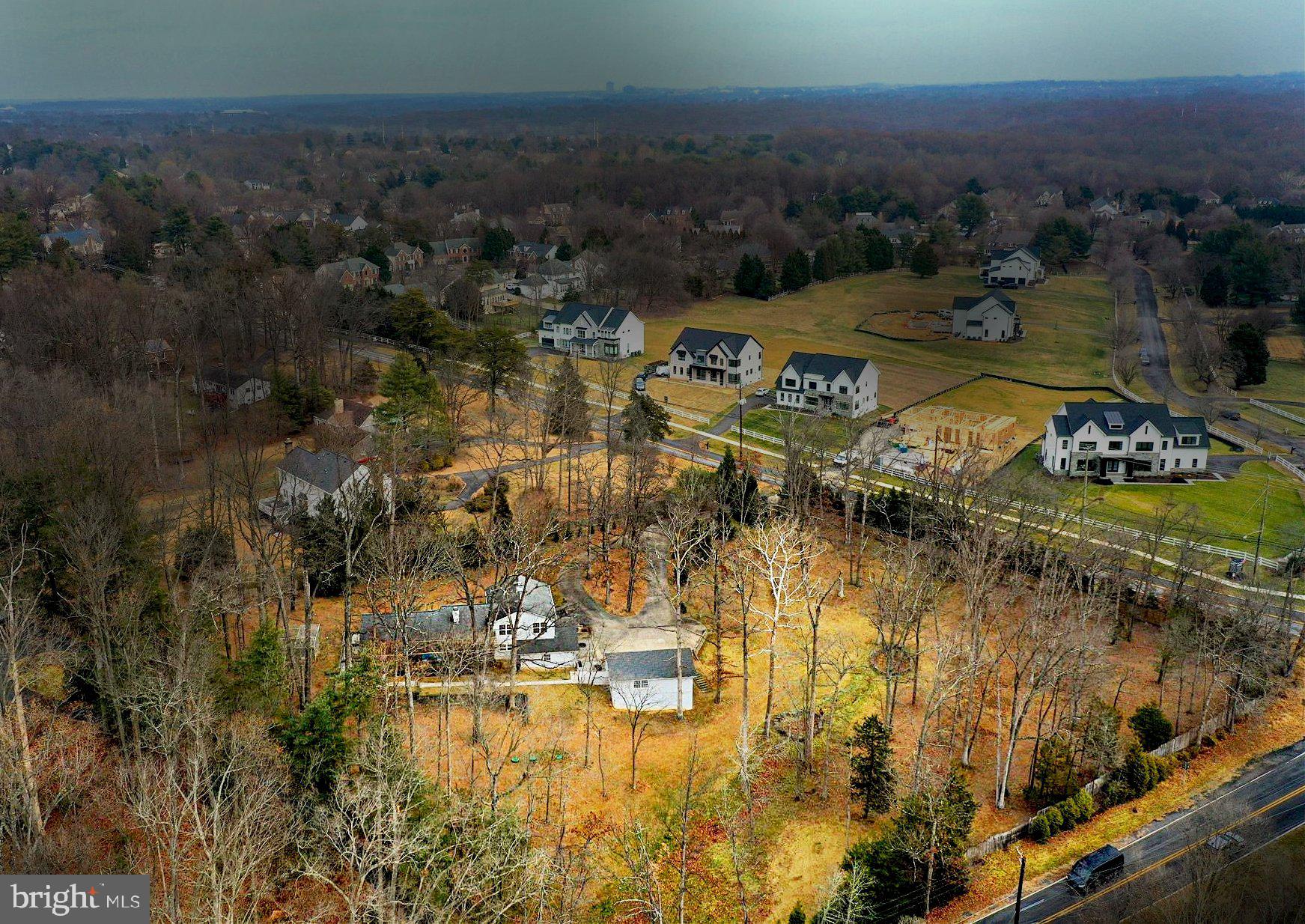 DARNESTOWN OUTSIDE - Residential