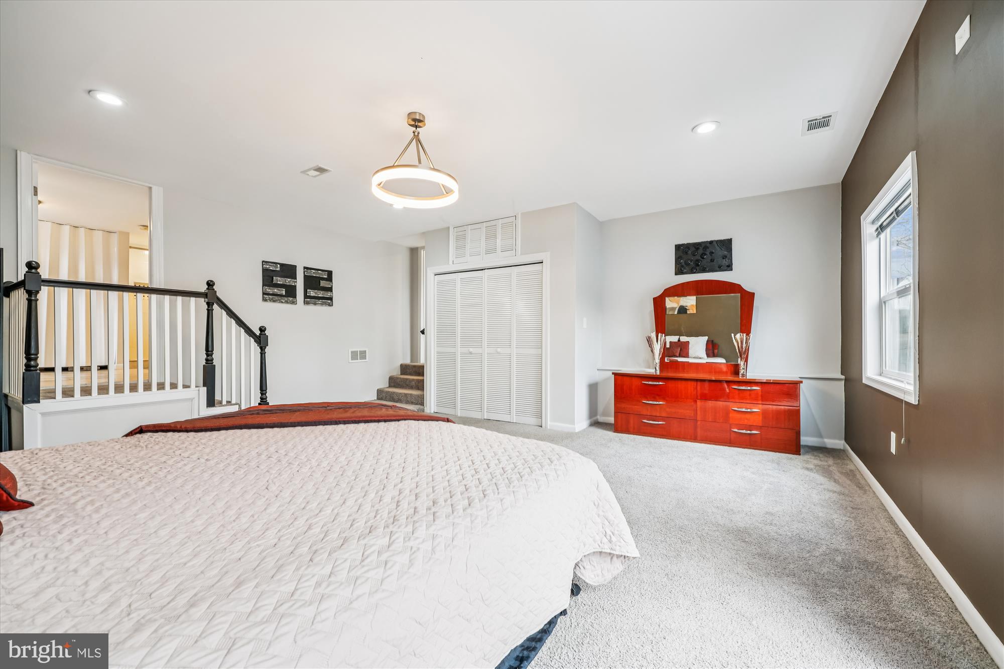 DARNESTOWN OUTSIDE - Residential