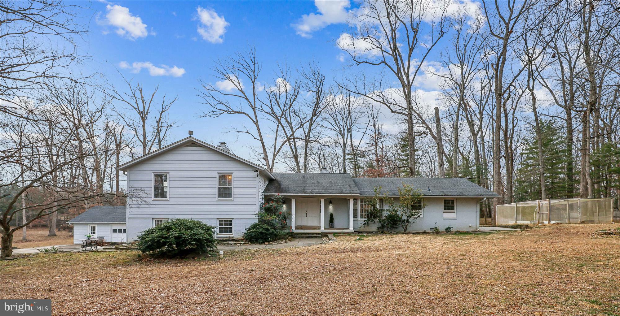 DARNESTOWN OUTSIDE - Residential