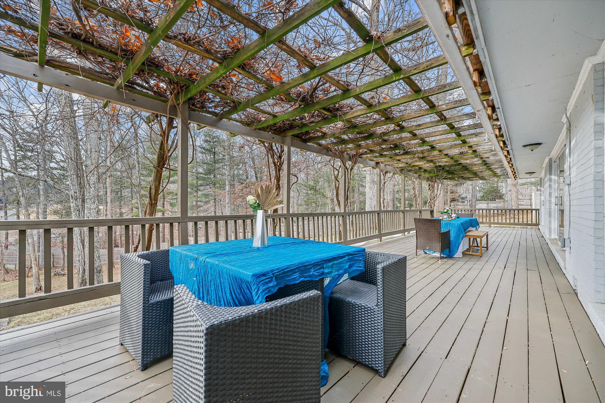 DARNESTOWN OUTSIDE - Residential