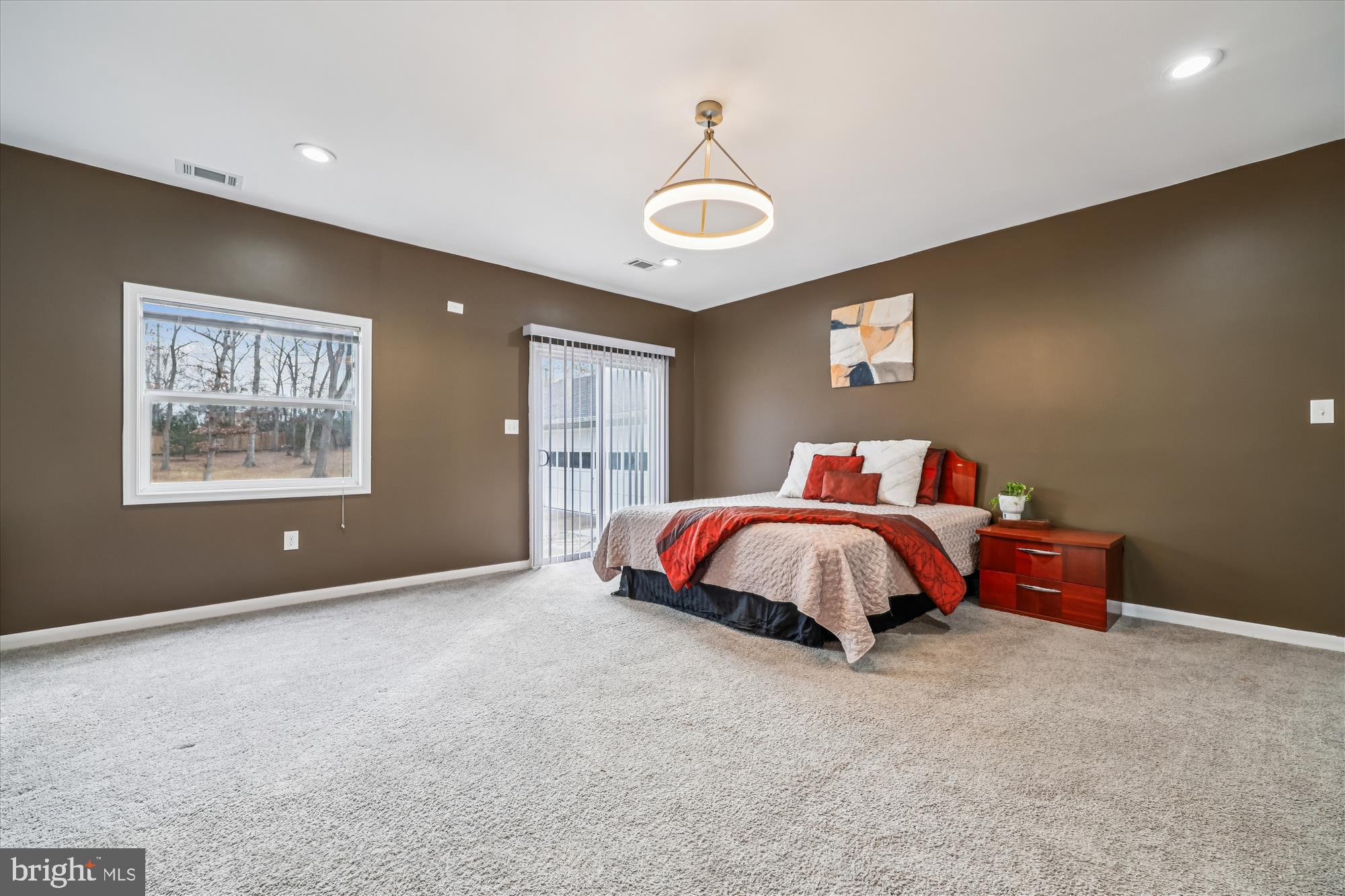 DARNESTOWN OUTSIDE - Residential