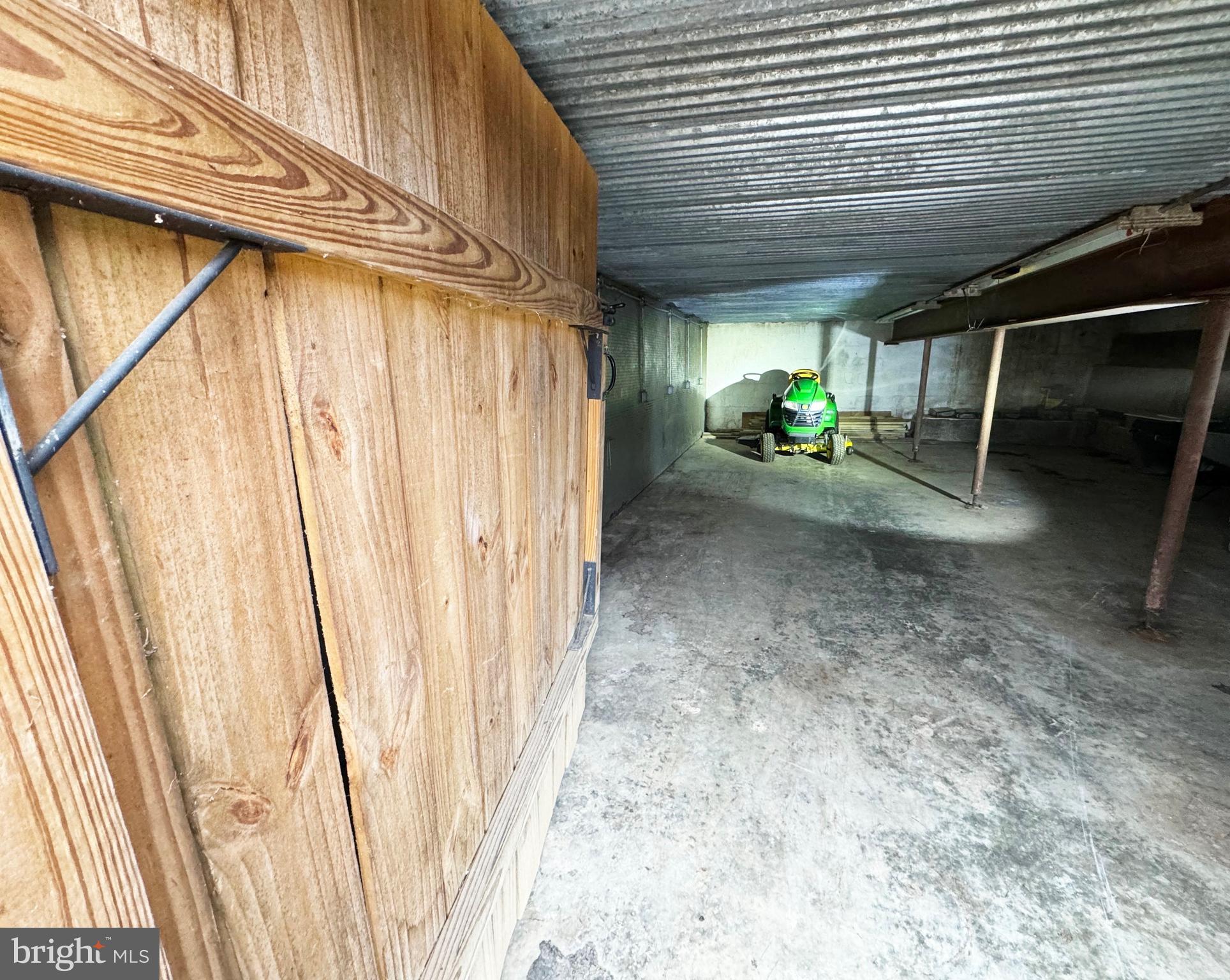 DARNESTOWN OUTSIDE - Residential