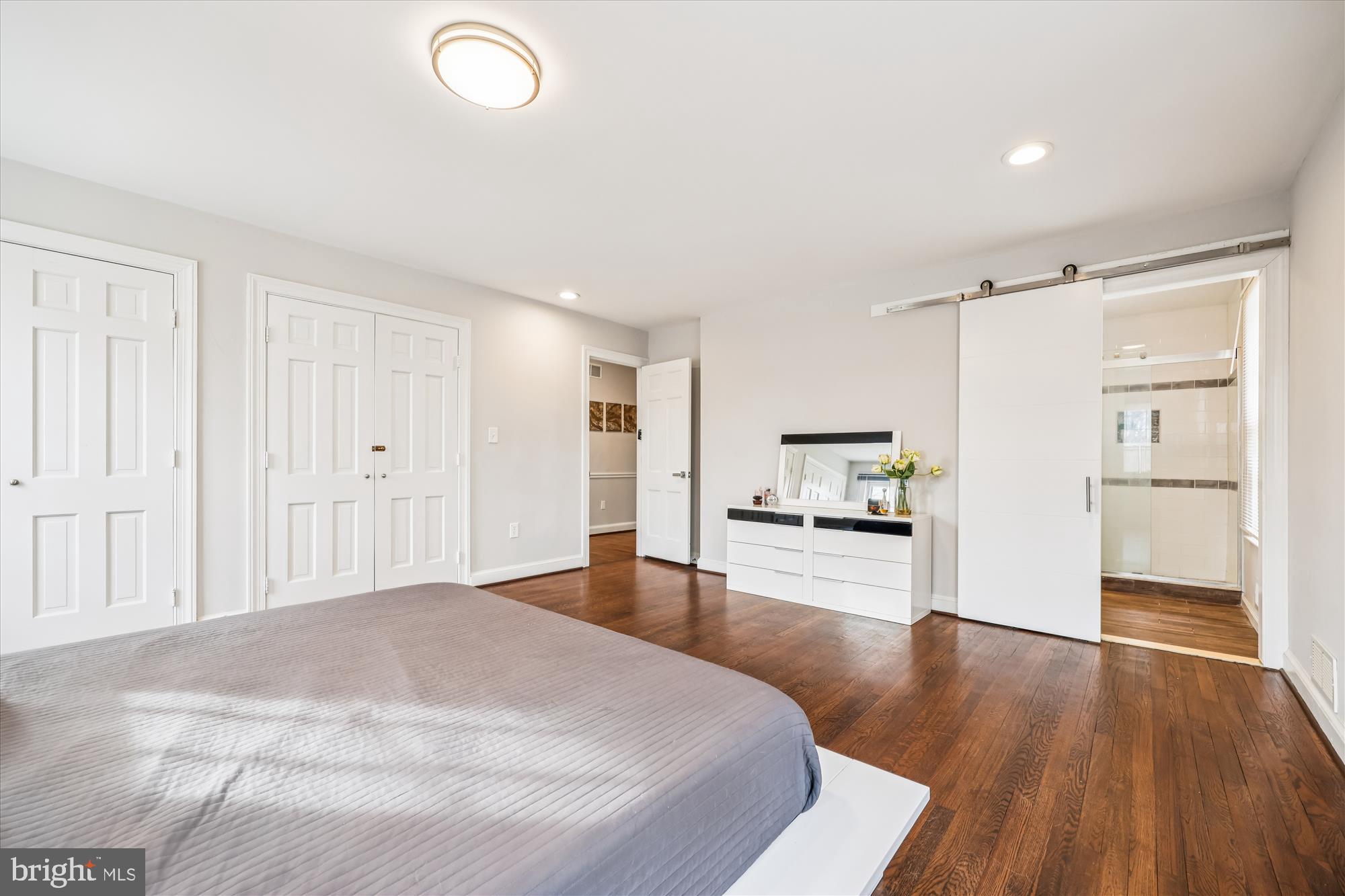 DARNESTOWN OUTSIDE - Residential