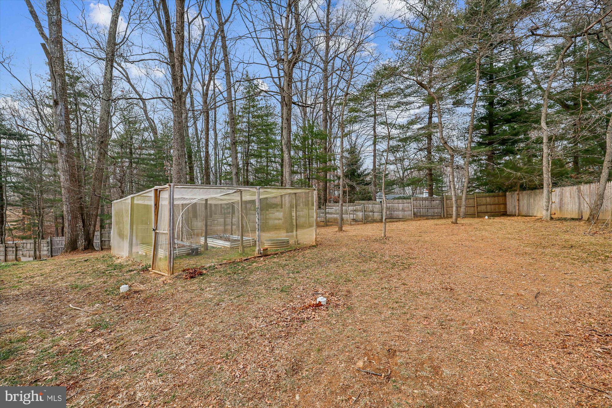 DARNESTOWN OUTSIDE - Residential