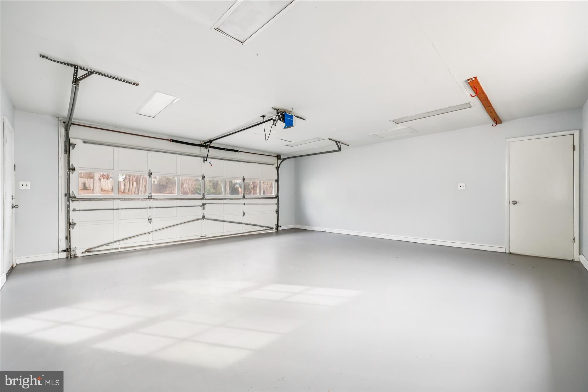 DARNESTOWN OUTSIDE - Residential