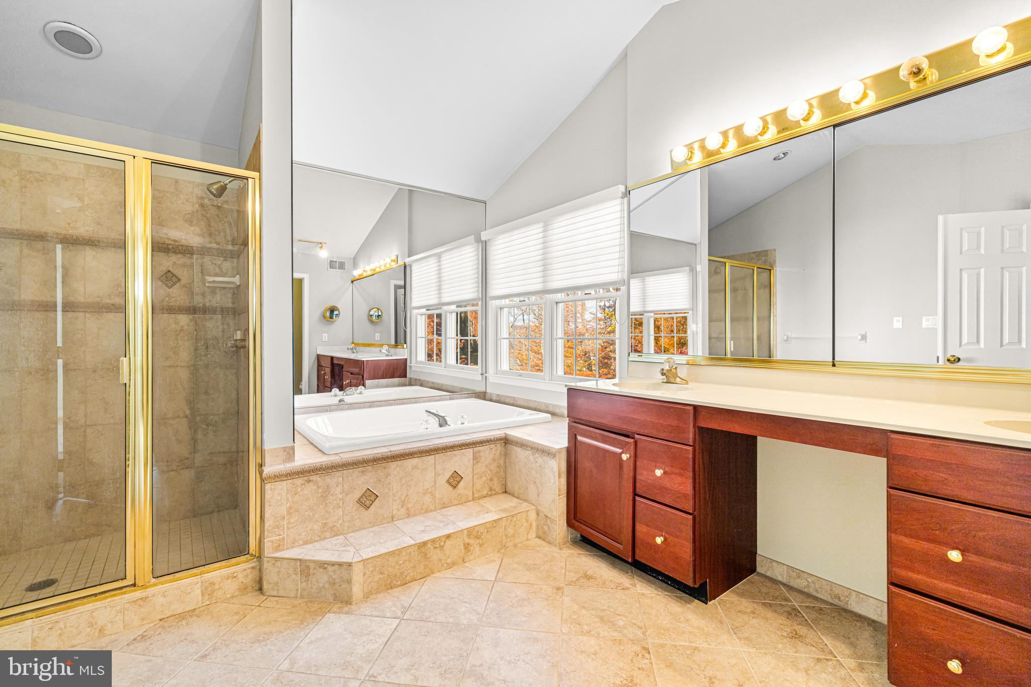 BUCKINGHAM FOREST - Residential