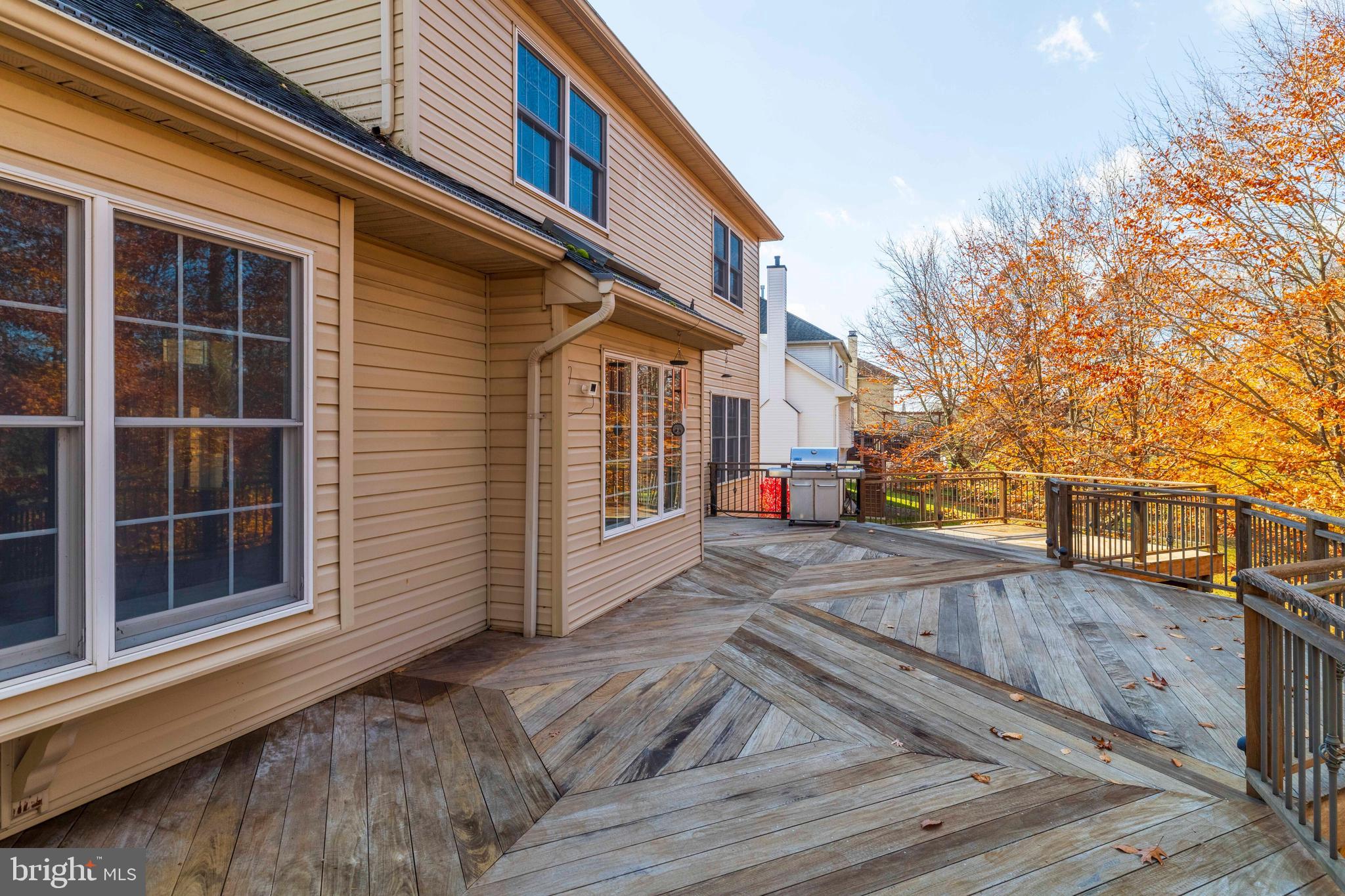 BUCKINGHAM FOREST - Residential