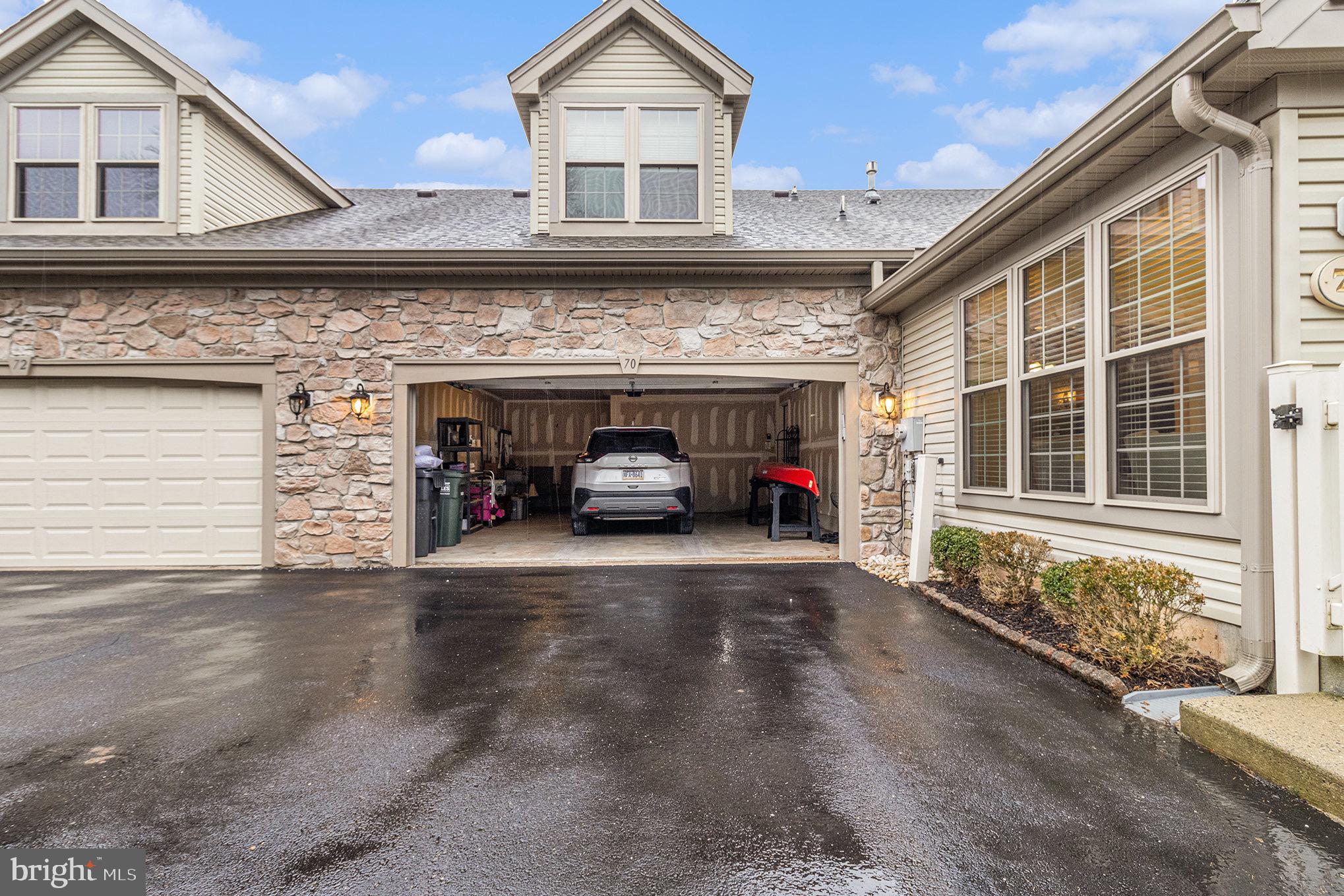 LEGACY OAKS - Residential