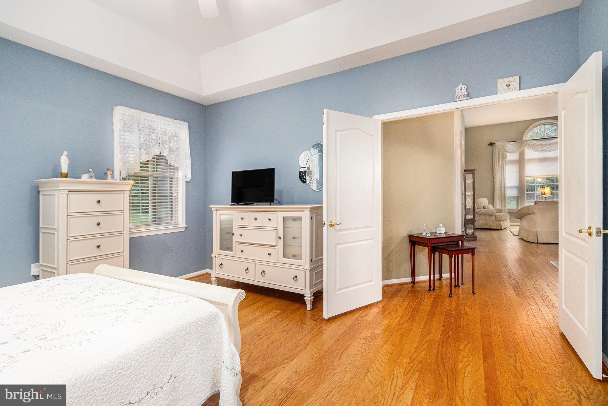 LEGACY OAKS - Residential