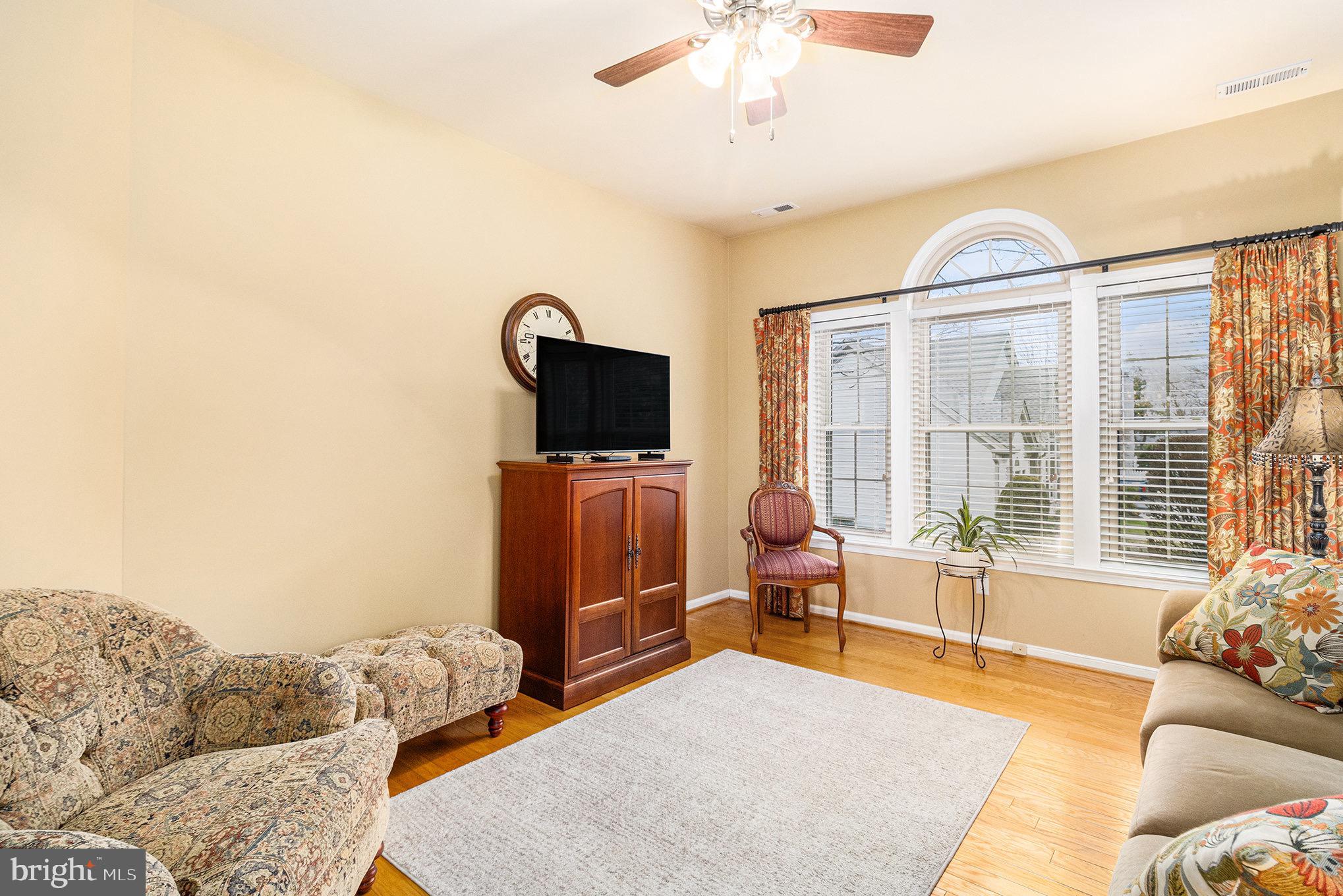 LEGACY OAKS - Residential